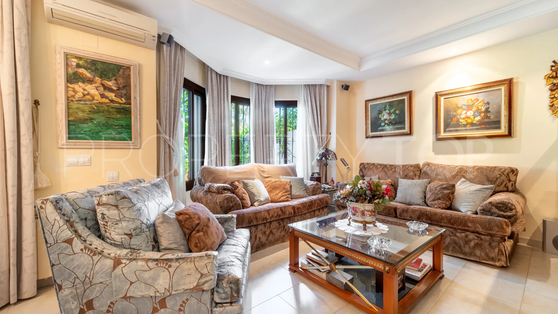 Aloha, villa a la venta