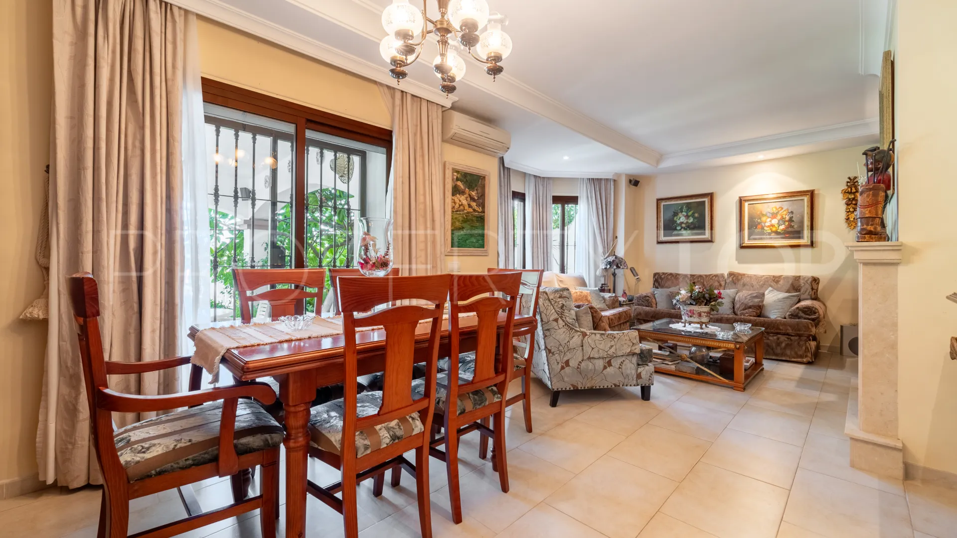 Aloha, villa a la venta