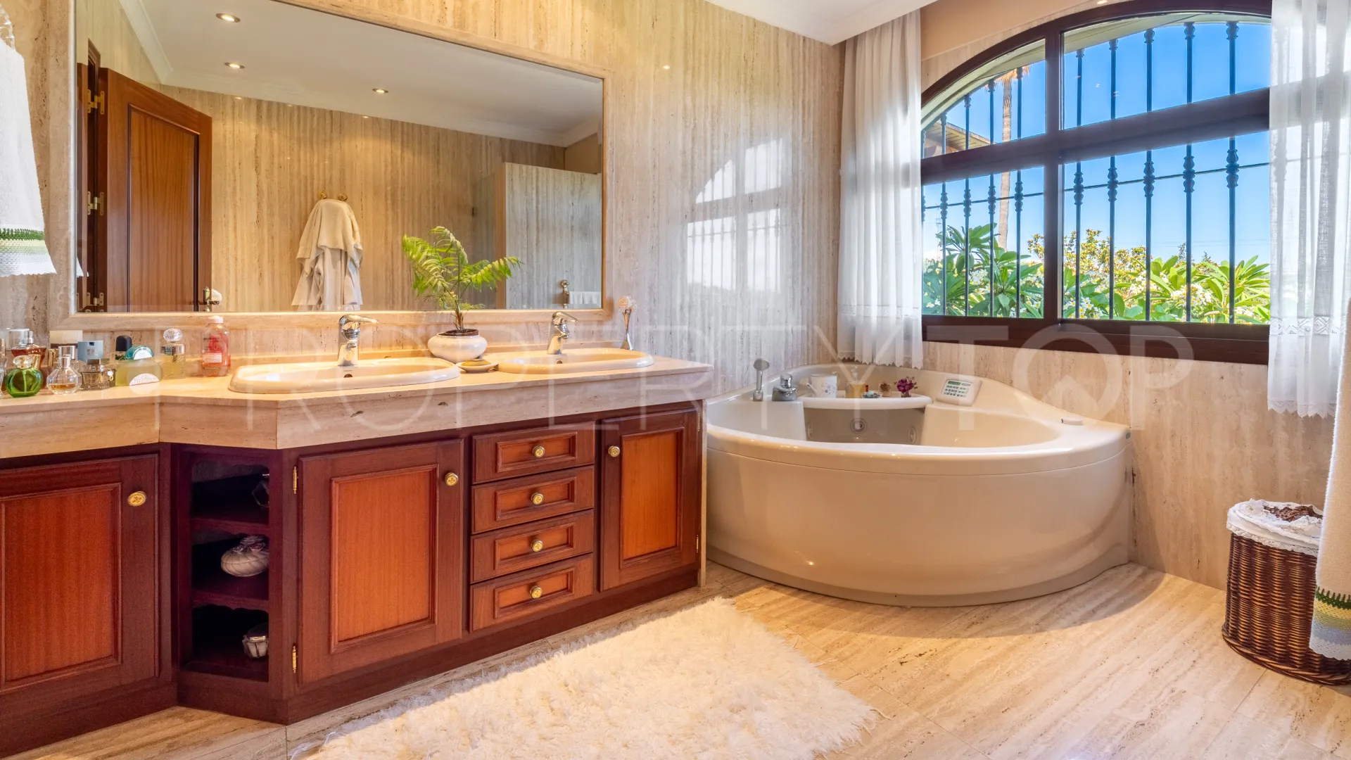 Aloha, villa a la venta