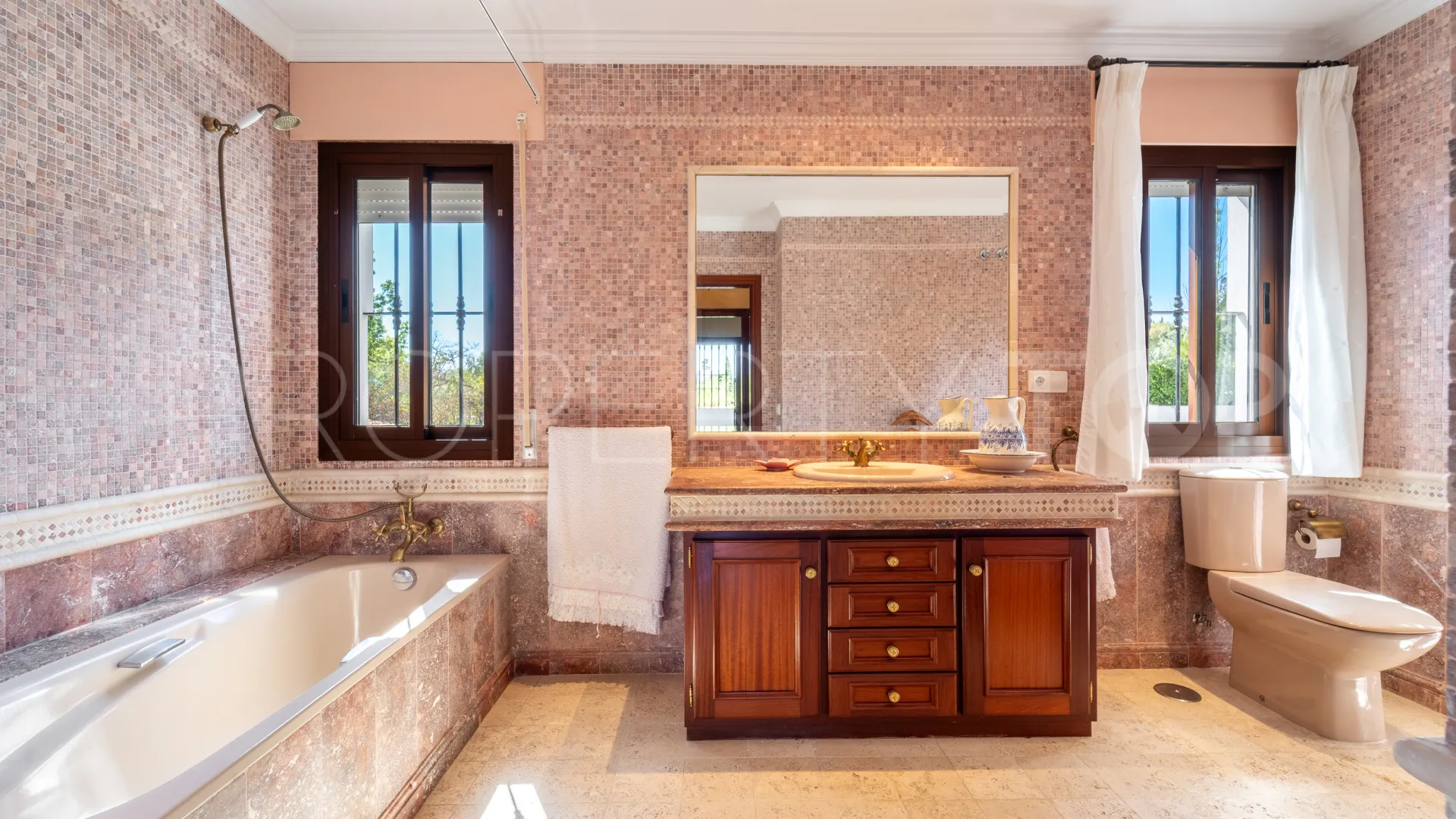 Aloha, villa a la venta