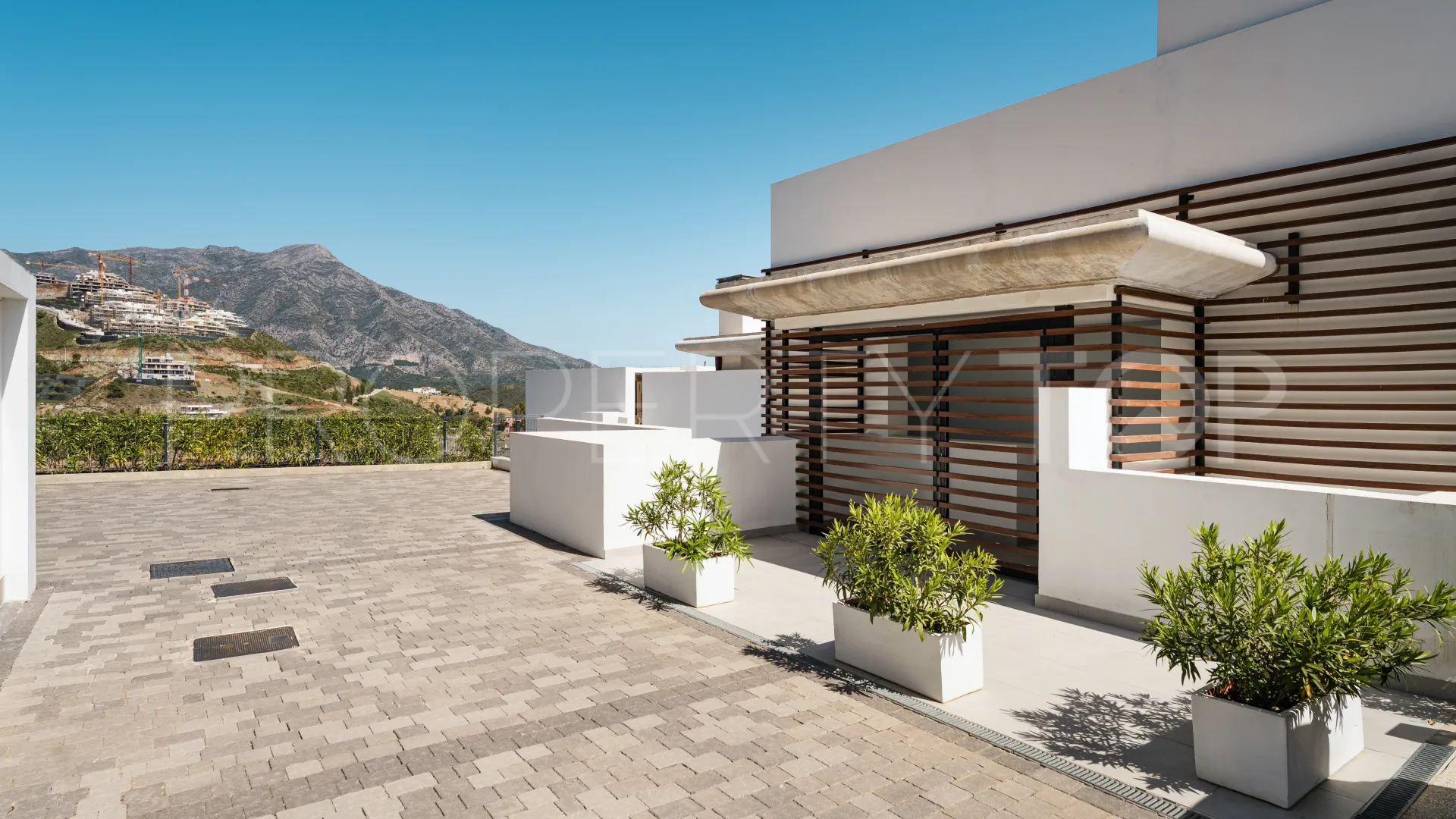 Real de La Quinta, atico duplex a la venta con 3 dormitorios