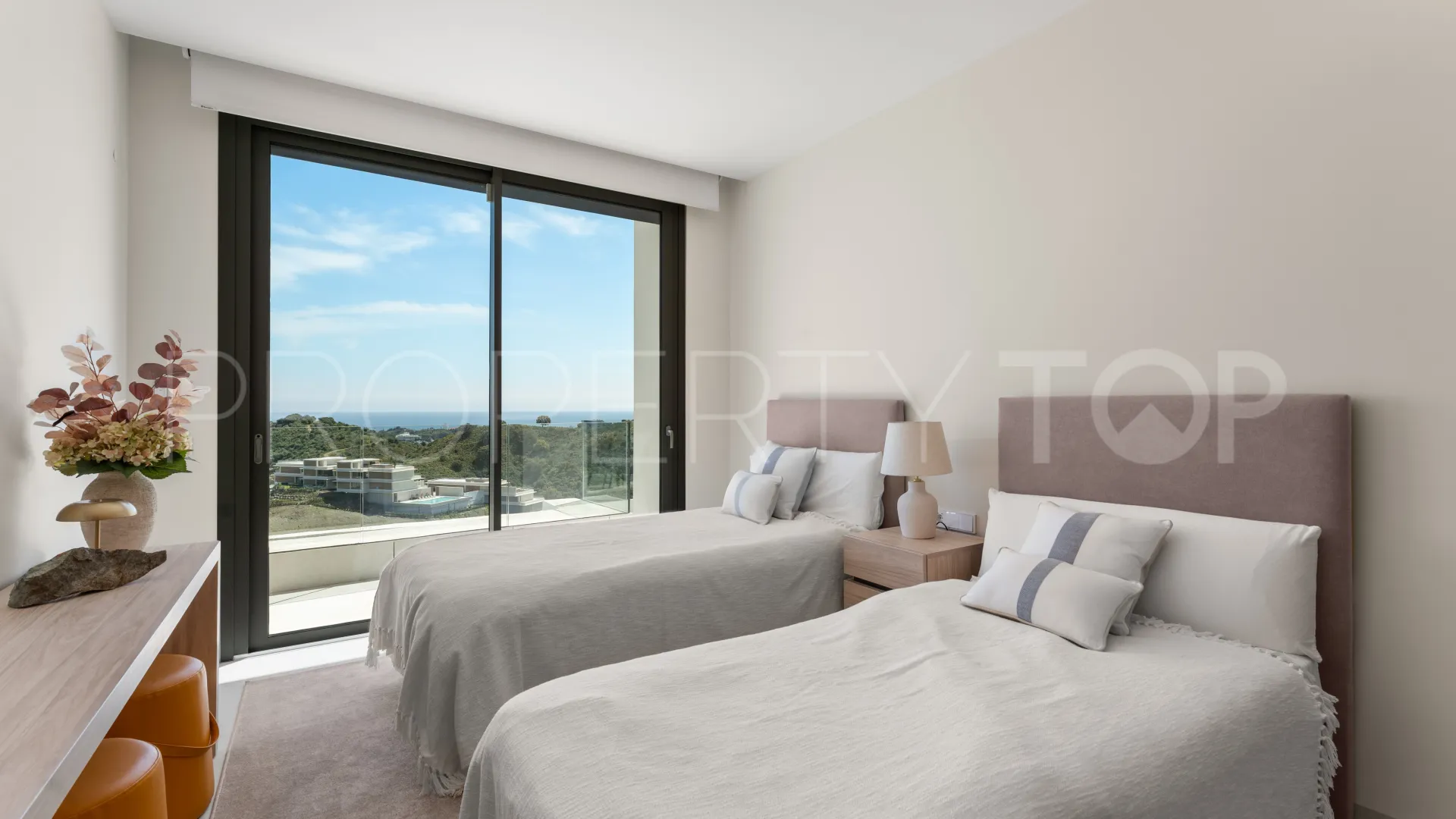 Real de La Quinta, atico duplex a la venta con 3 dormitorios