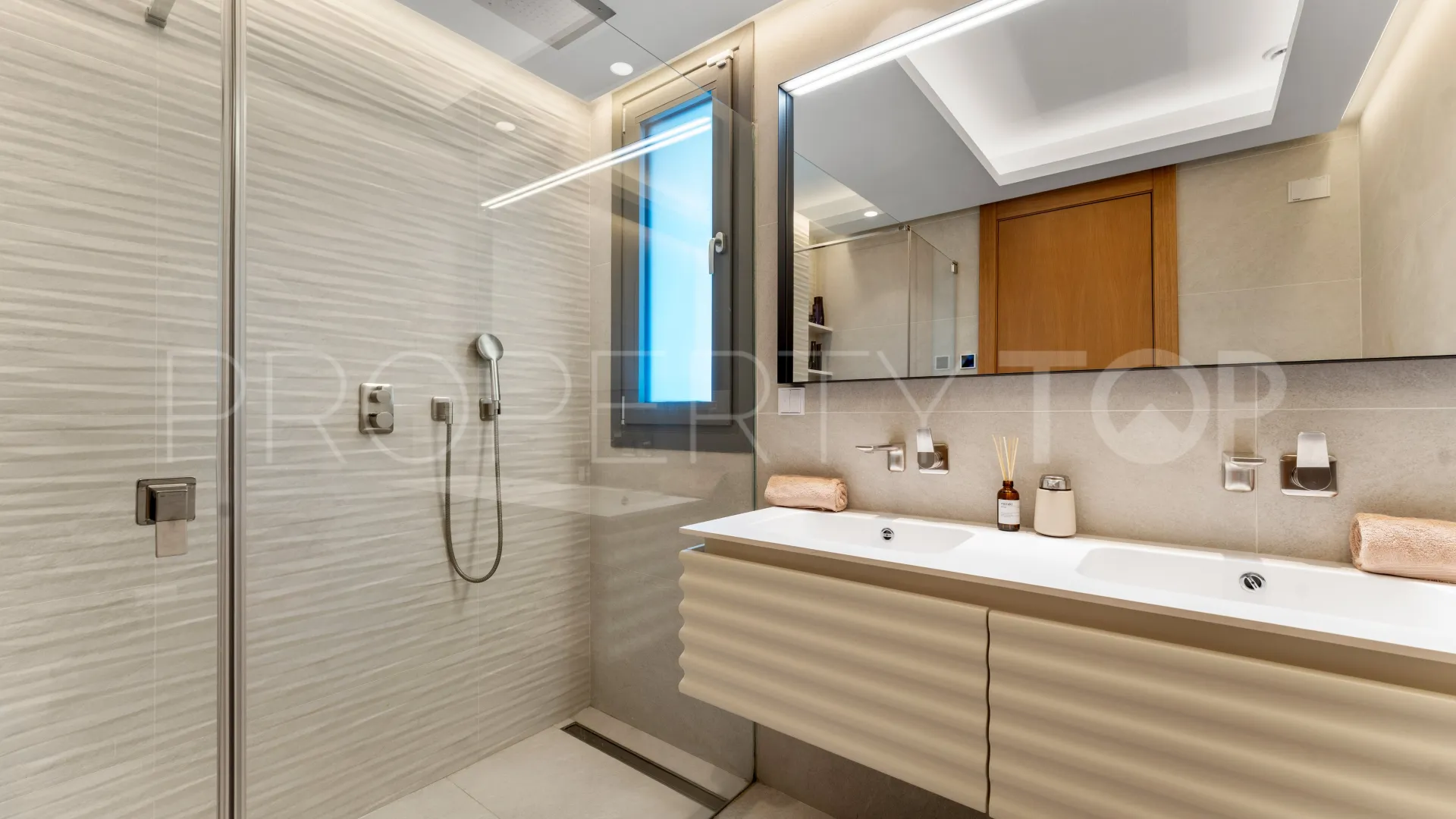 Real de La Quinta, atico duplex a la venta con 3 dormitorios