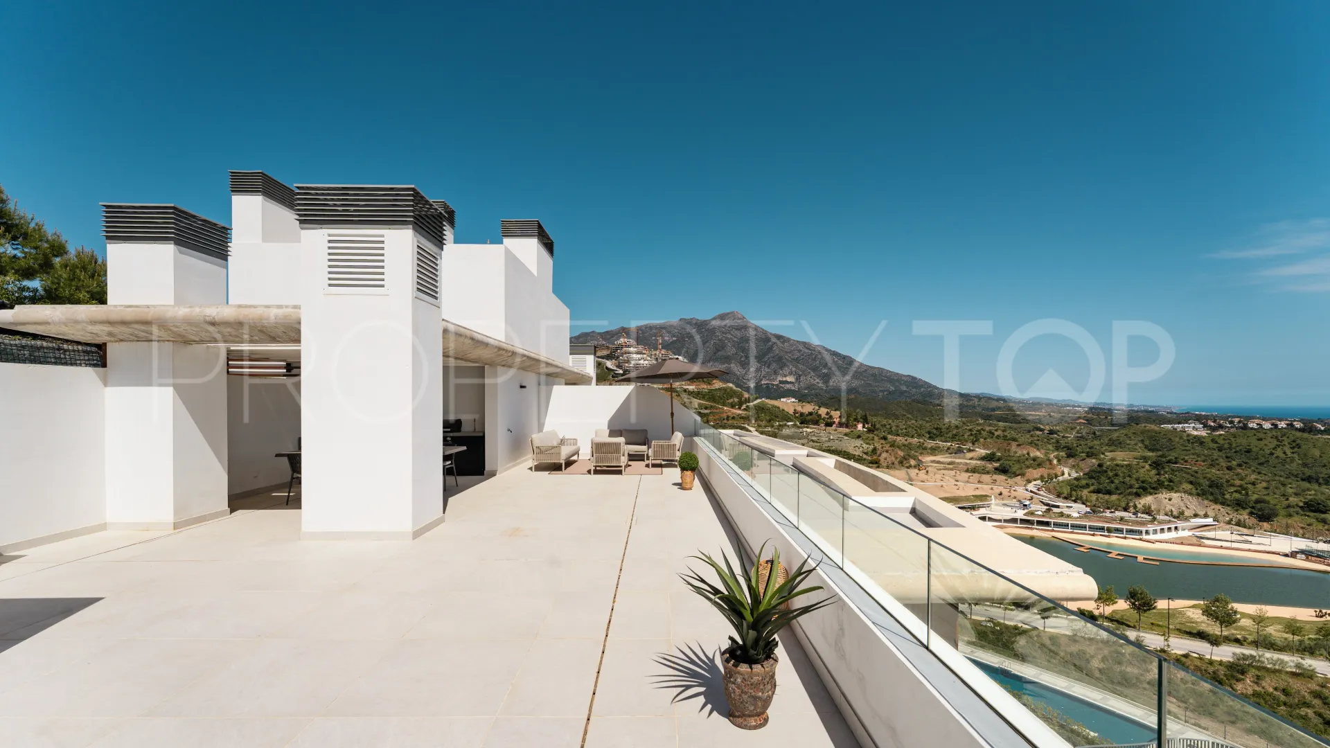 Real de La Quinta, atico duplex a la venta con 3 dormitorios