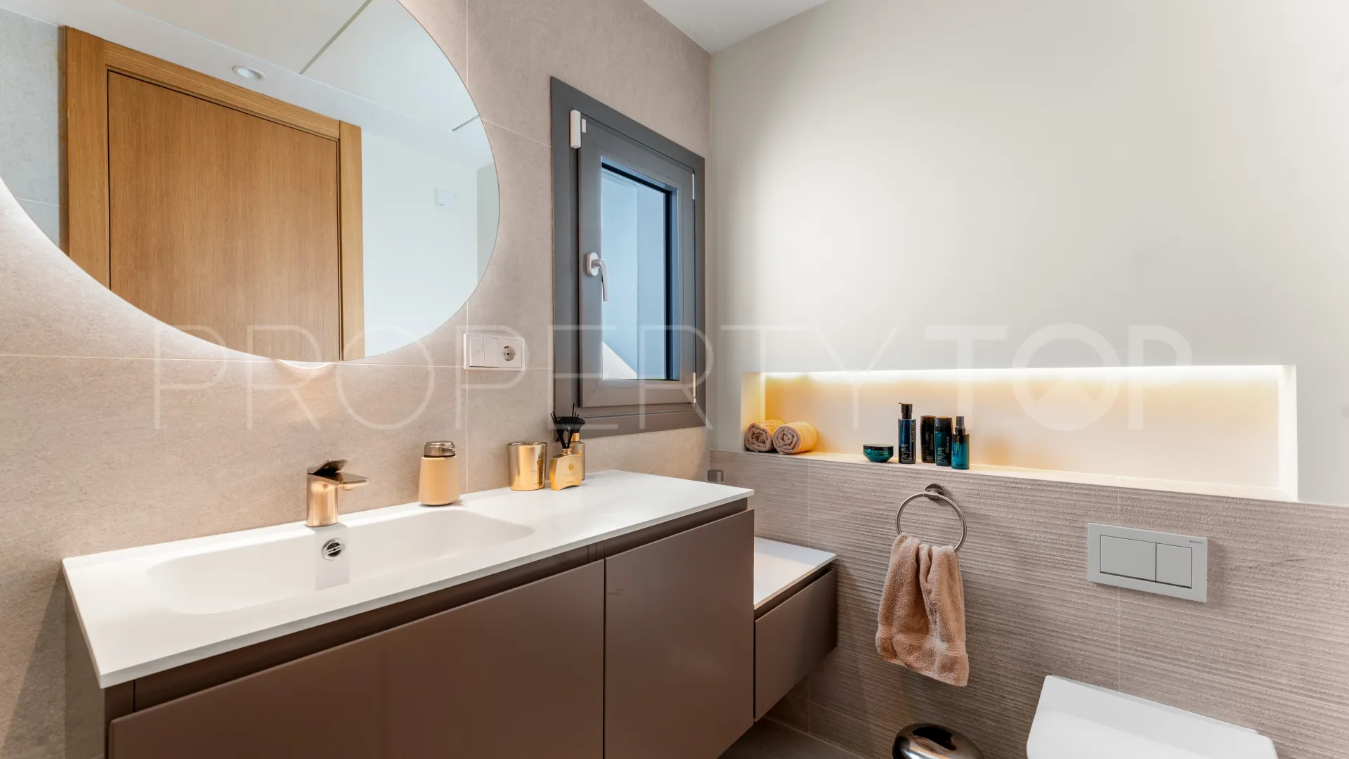 Real de La Quinta, atico duplex a la venta con 3 dormitorios