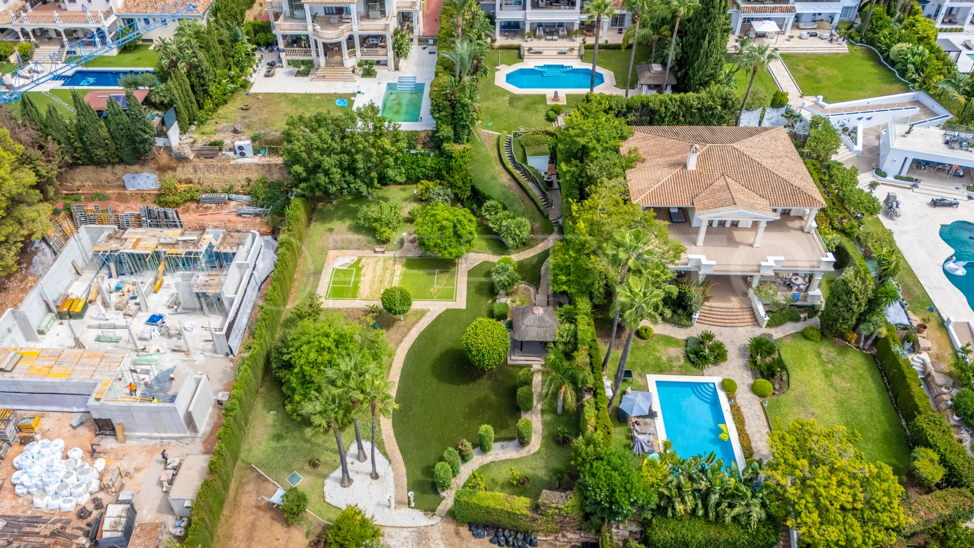 Villa con 5 dormitorios en venta en Sierra Blanca