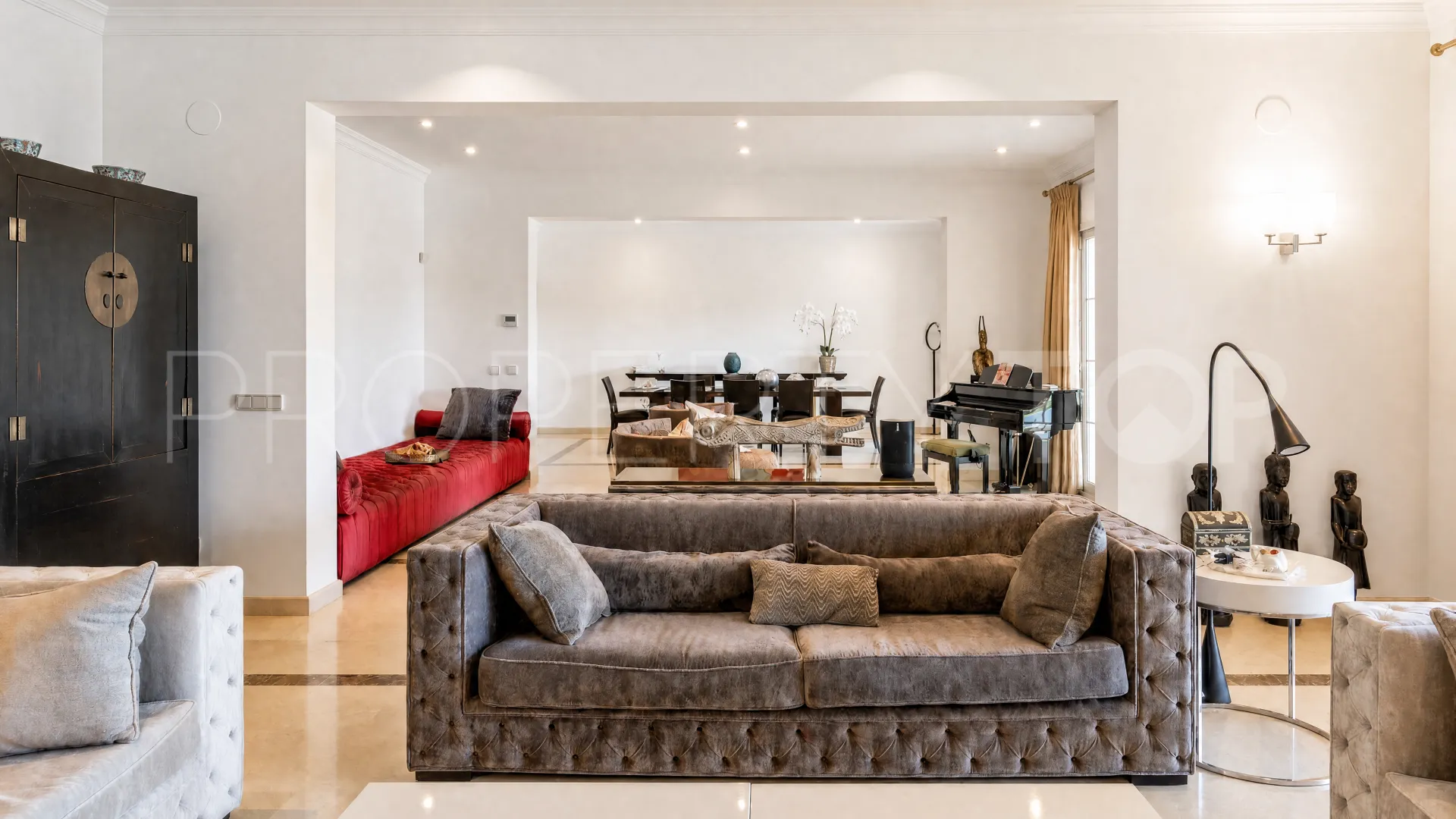 Villa con 5 dormitorios en venta en Sierra Blanca