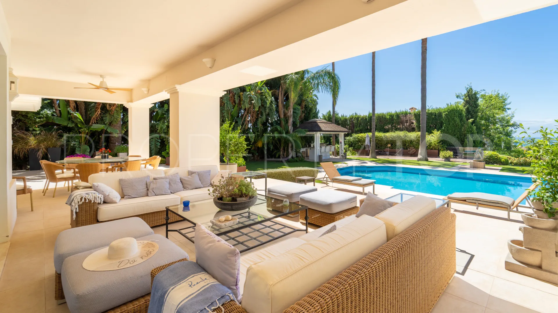 Villa con 5 dormitorios en venta en Sierra Blanca