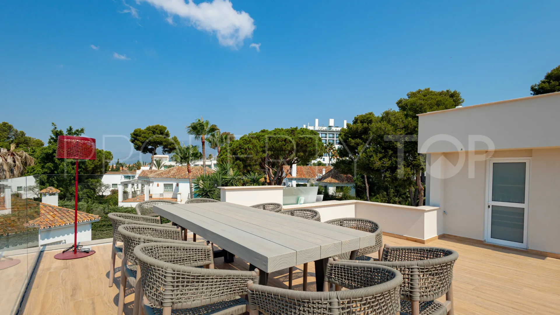 Villa with 5 bedrooms for sale in Los Monteros