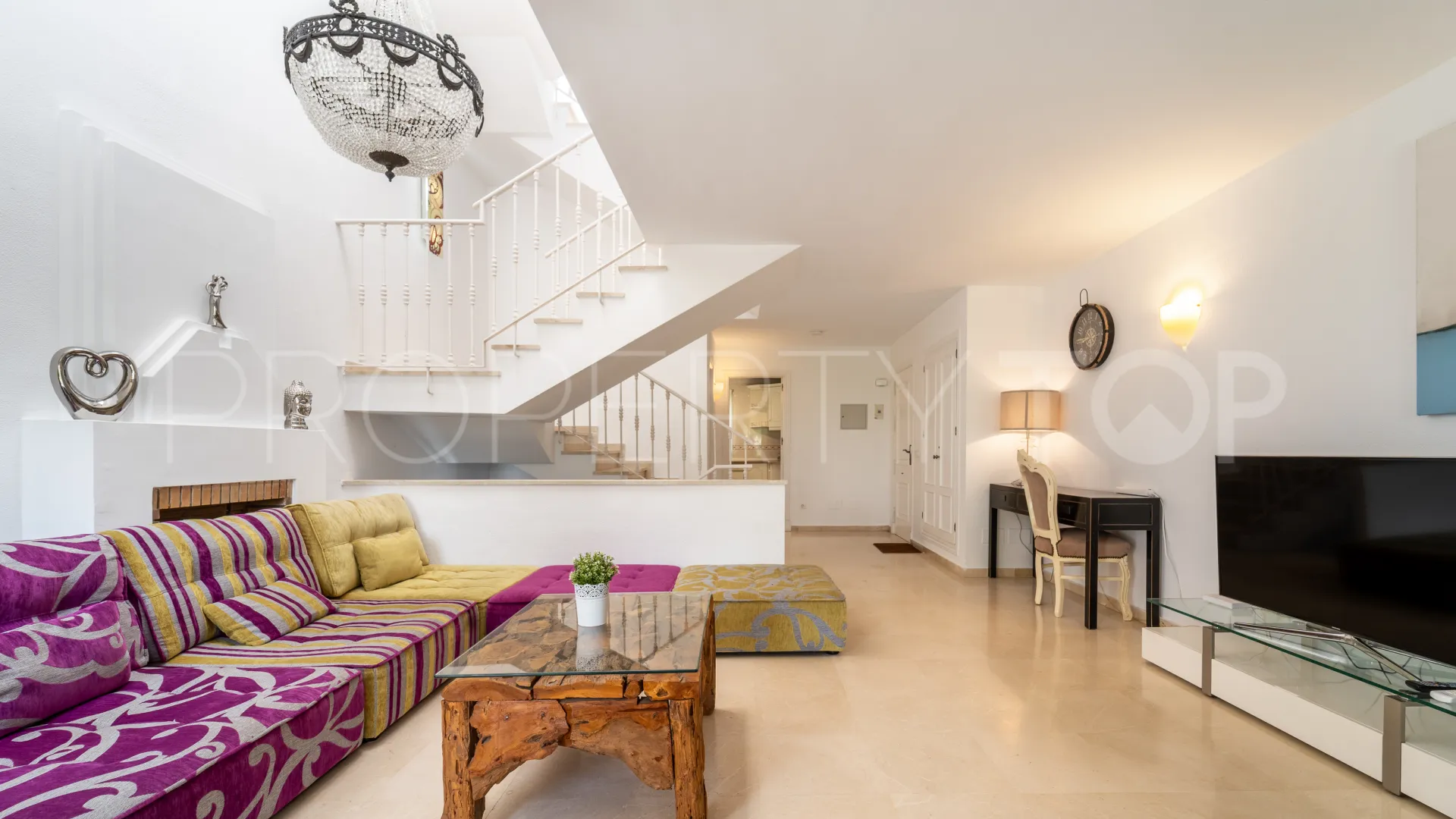 3 bedrooms Dominion Beach town house for sale
