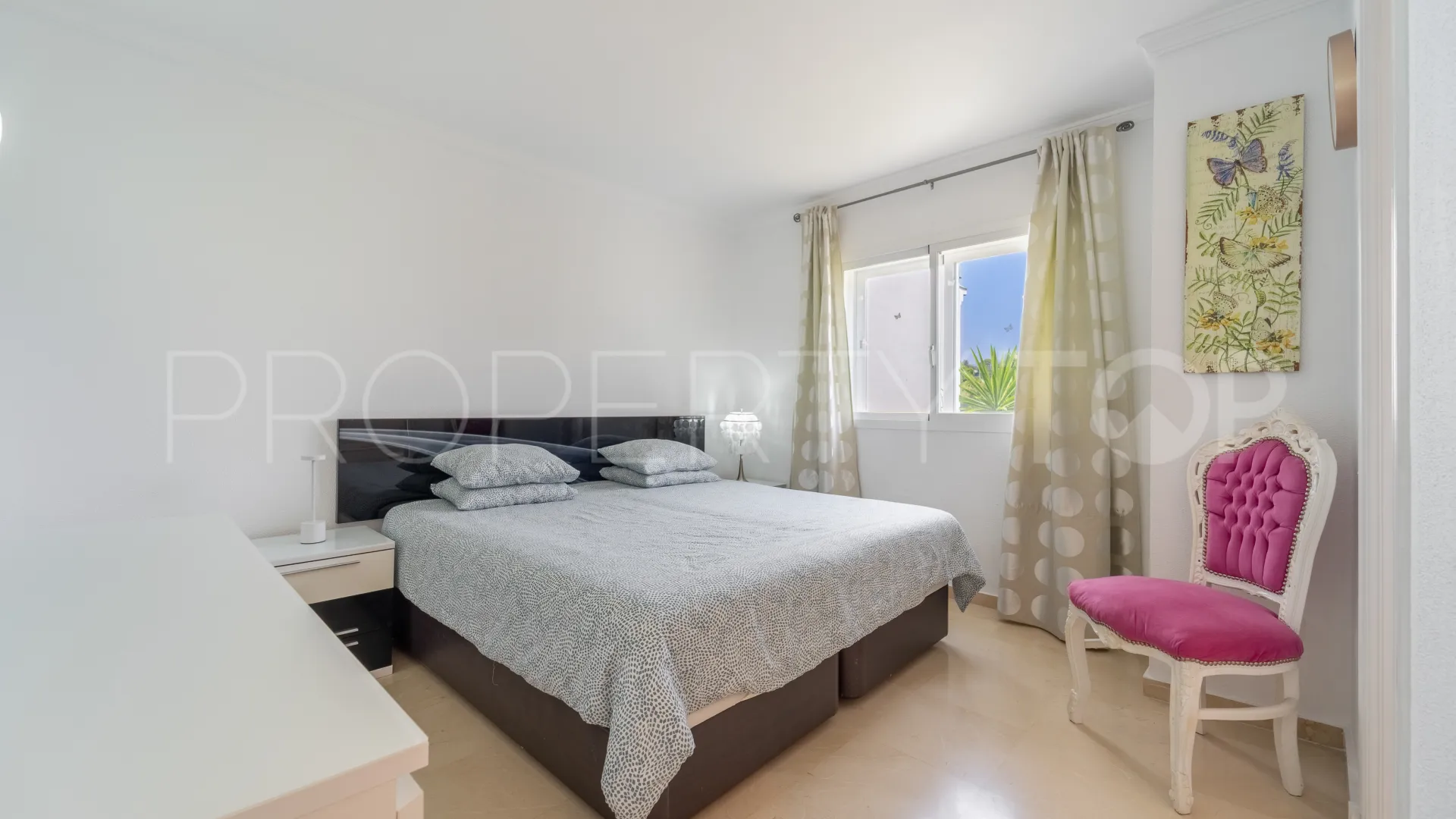 3 bedrooms Dominion Beach town house for sale
