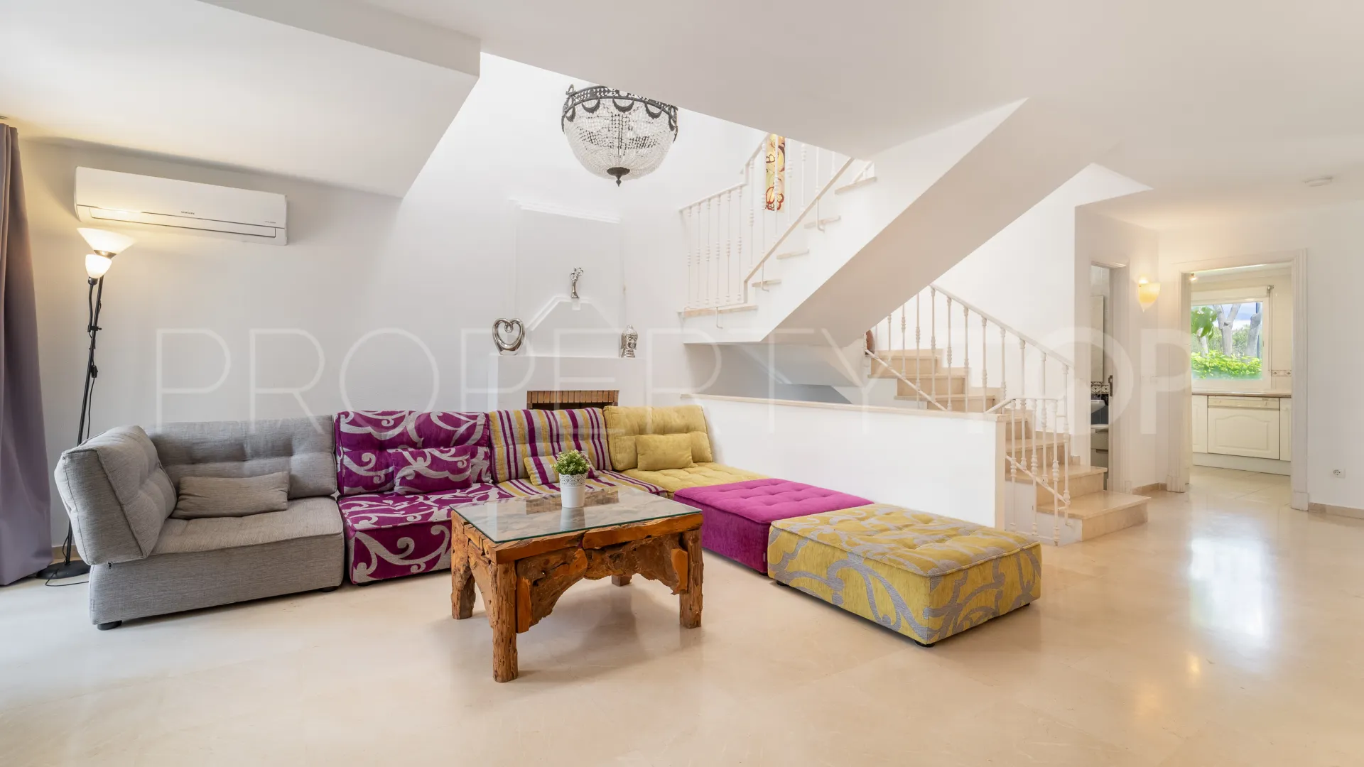 3 bedrooms Dominion Beach town house for sale