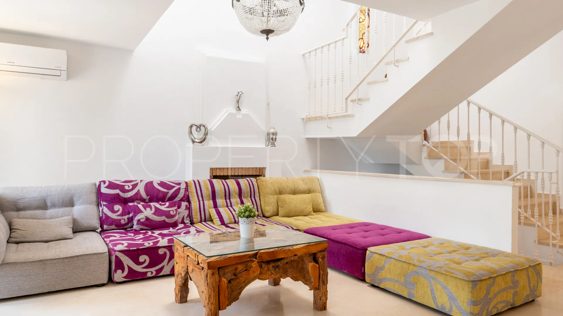 3 bedrooms Dominion Beach town house for sale