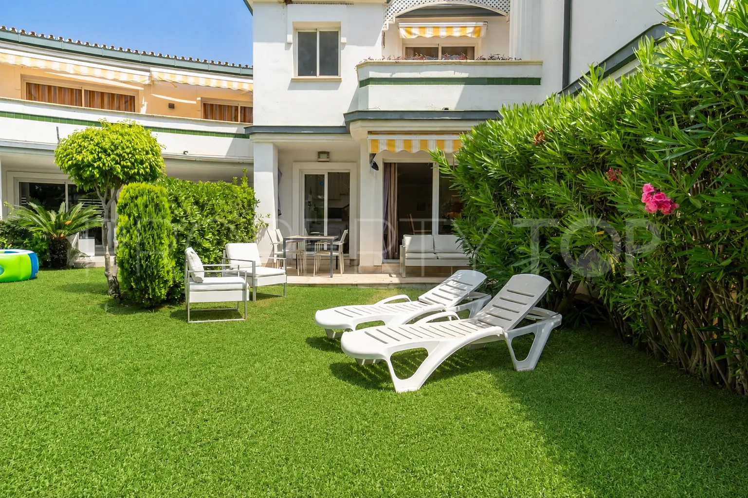 3 bedrooms Dominion Beach town house for sale