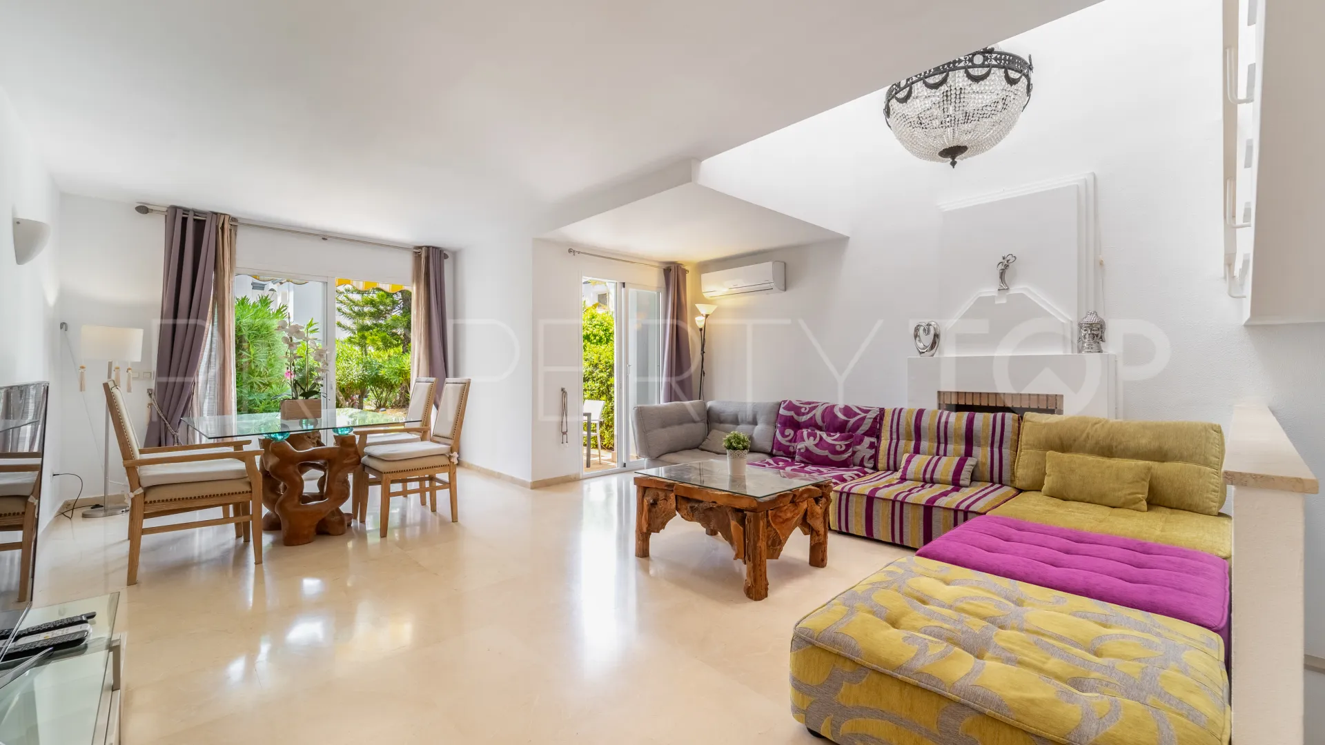 3 bedrooms Dominion Beach town house for sale