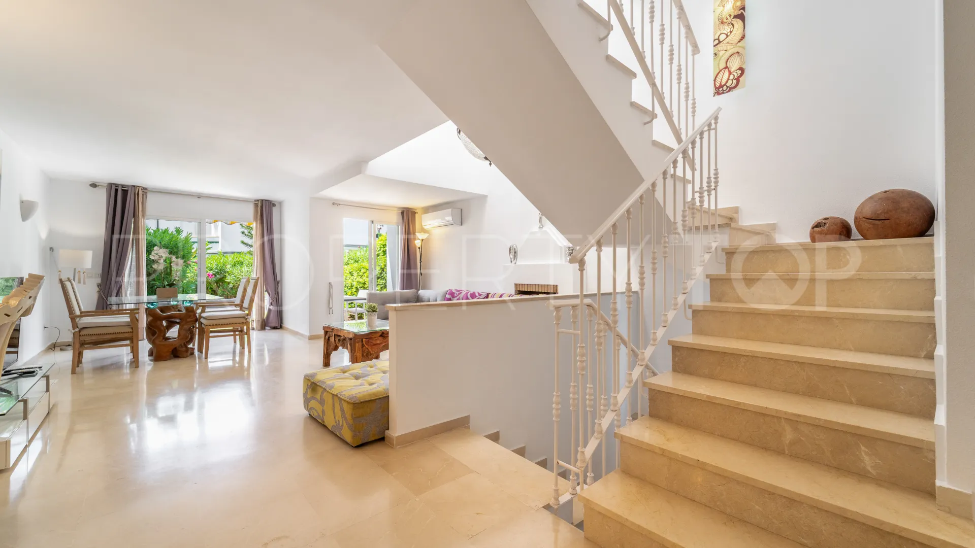 3 bedrooms Dominion Beach town house for sale