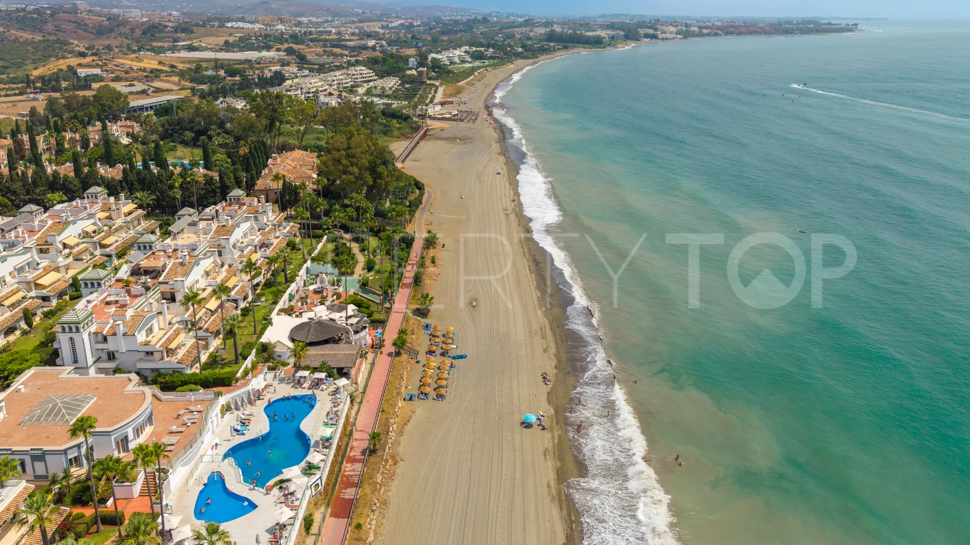 3 bedrooms Dominion Beach town house for sale