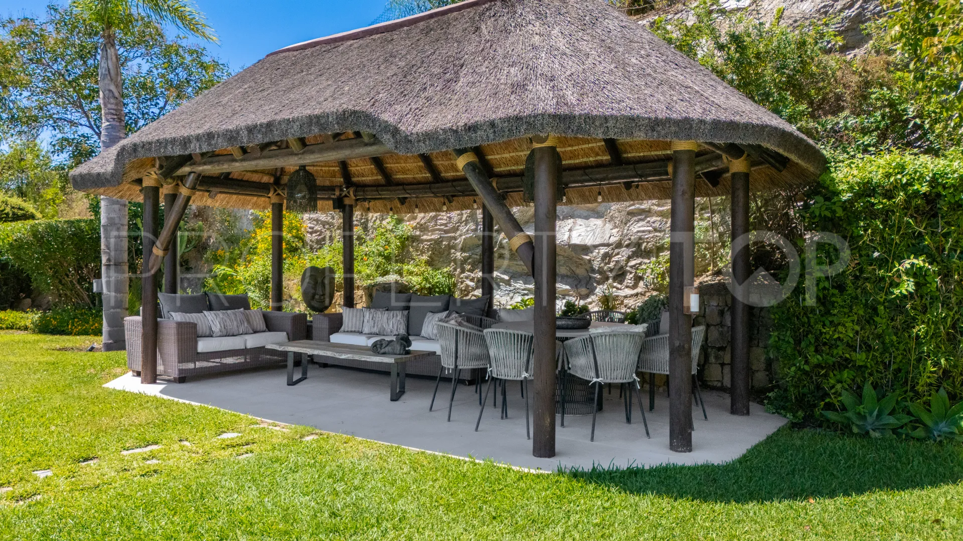 For sale villa in Marbella Hill Club