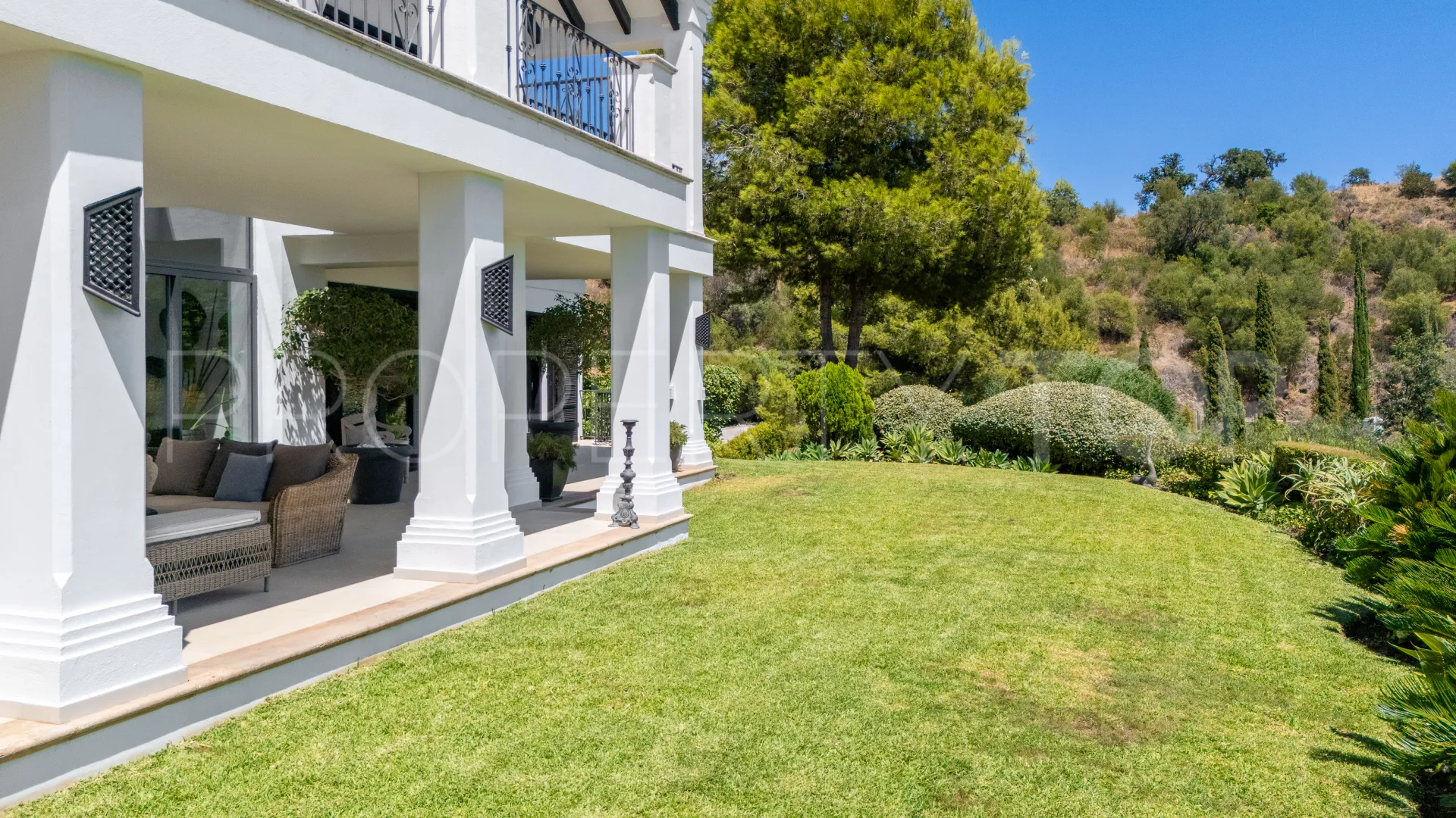 For sale villa in Marbella Hill Club