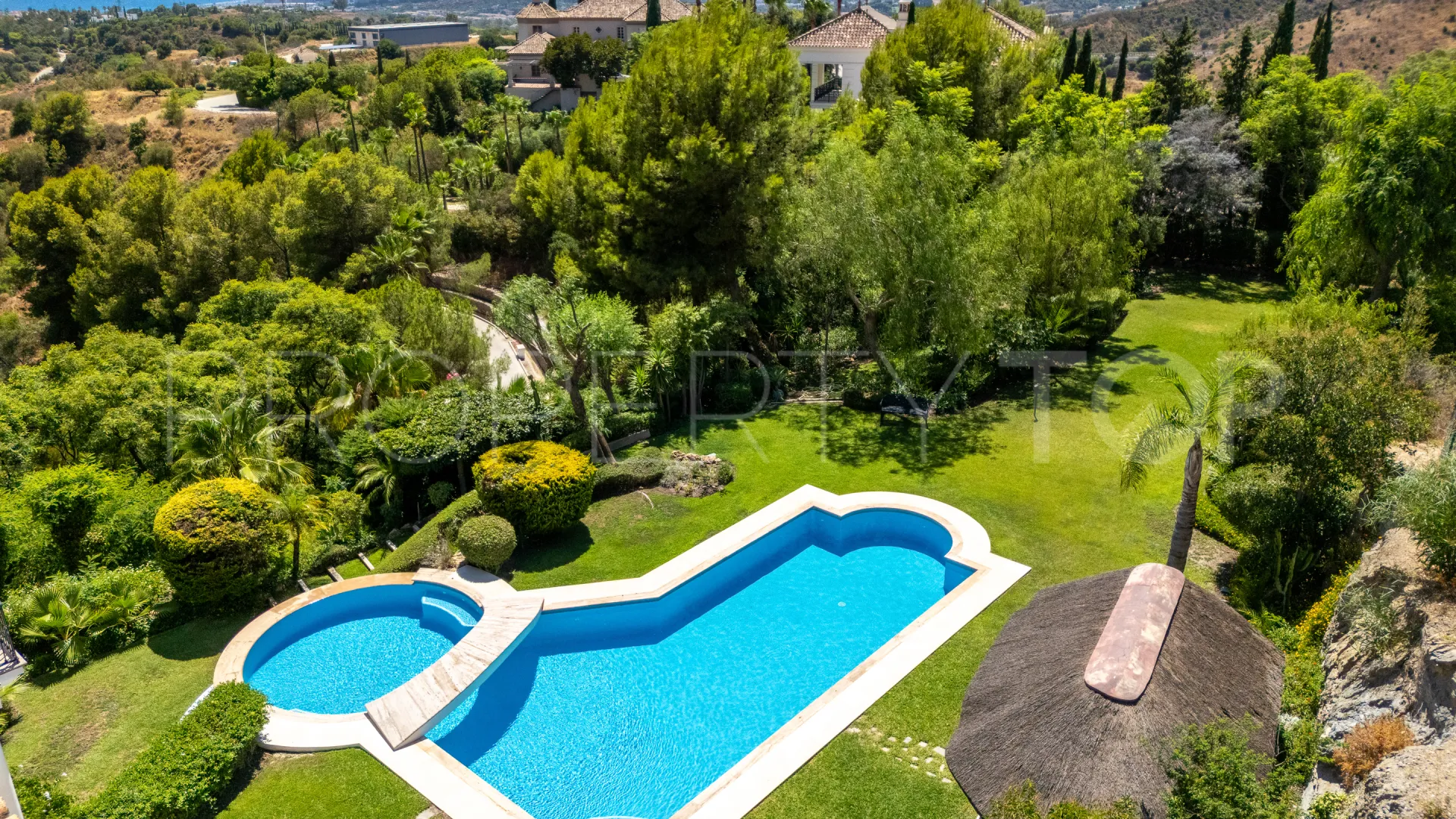 For sale villa in Marbella Hill Club