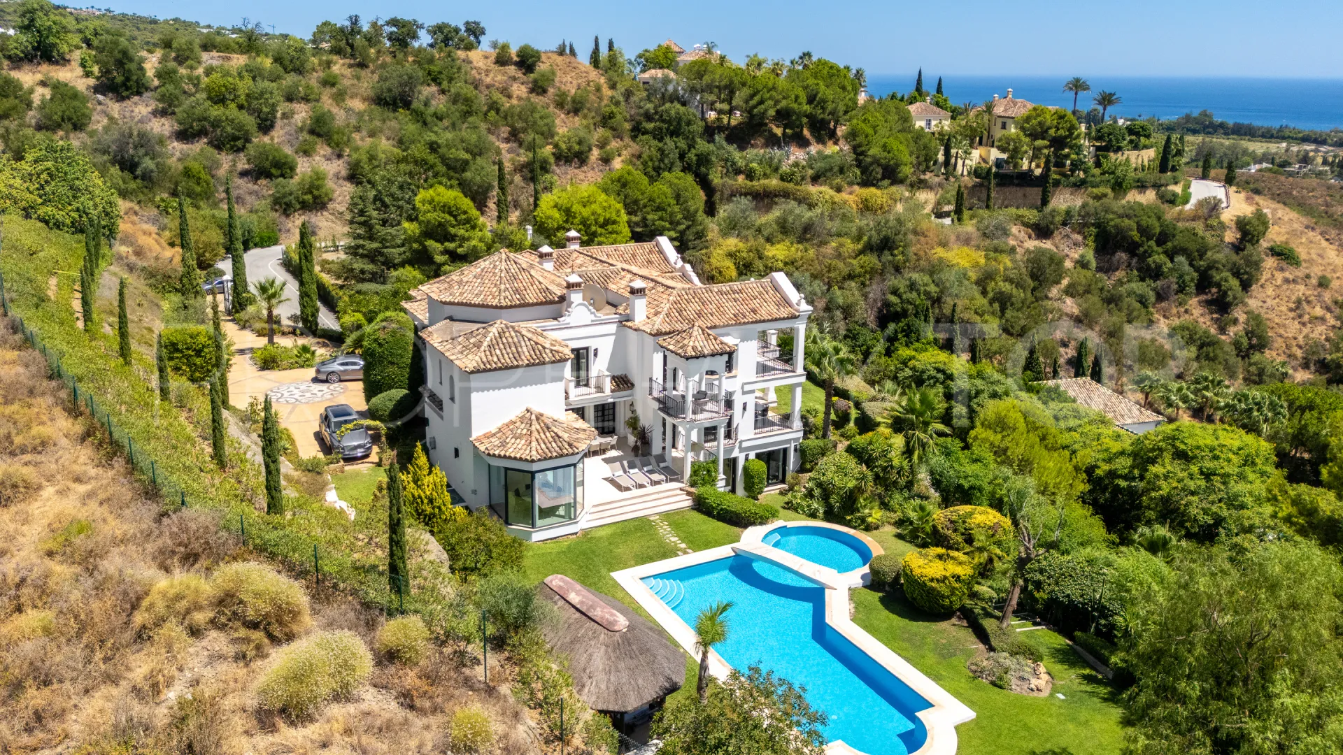 For sale villa in Marbella Hill Club