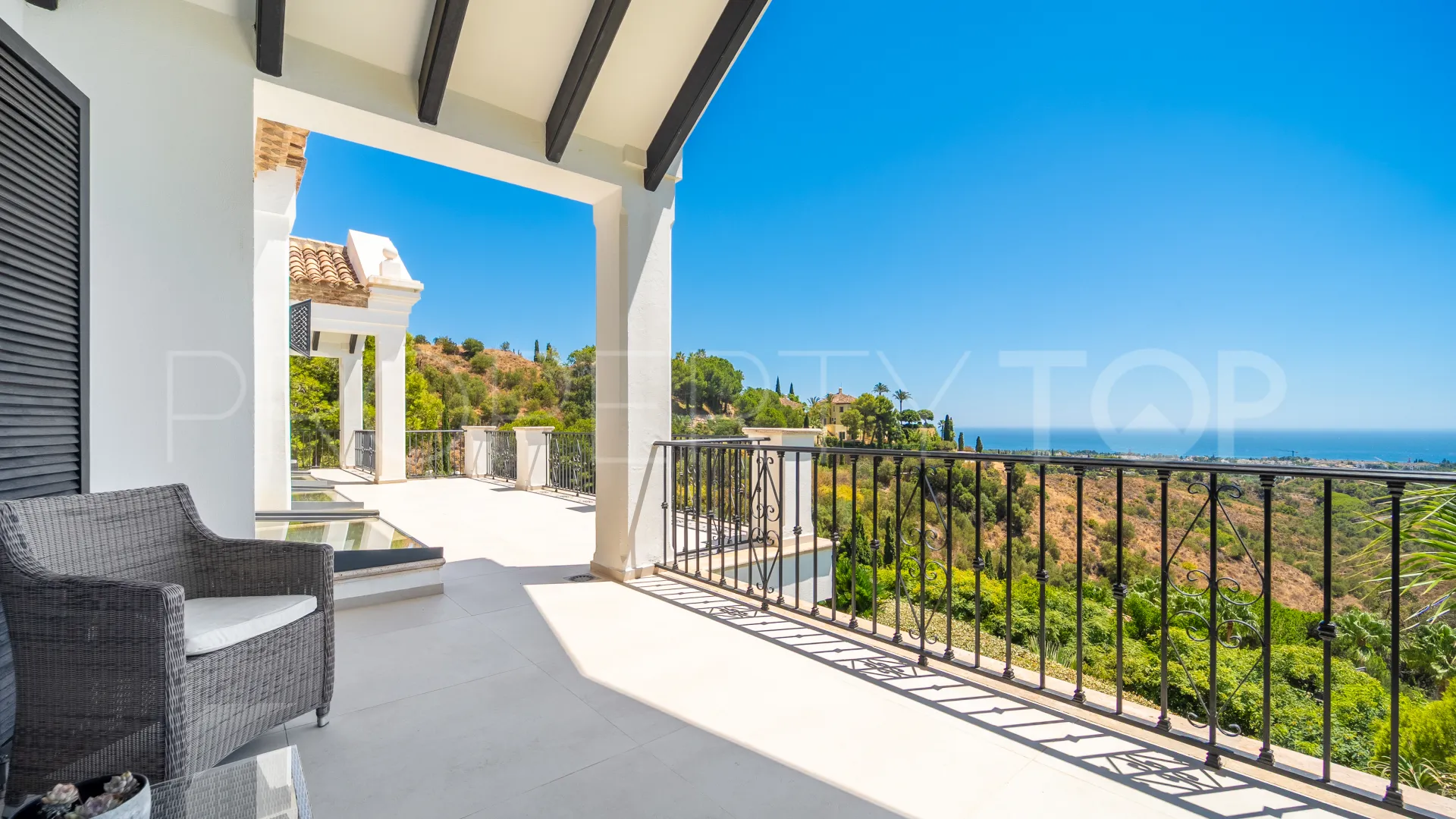 For sale villa in Marbella Hill Club