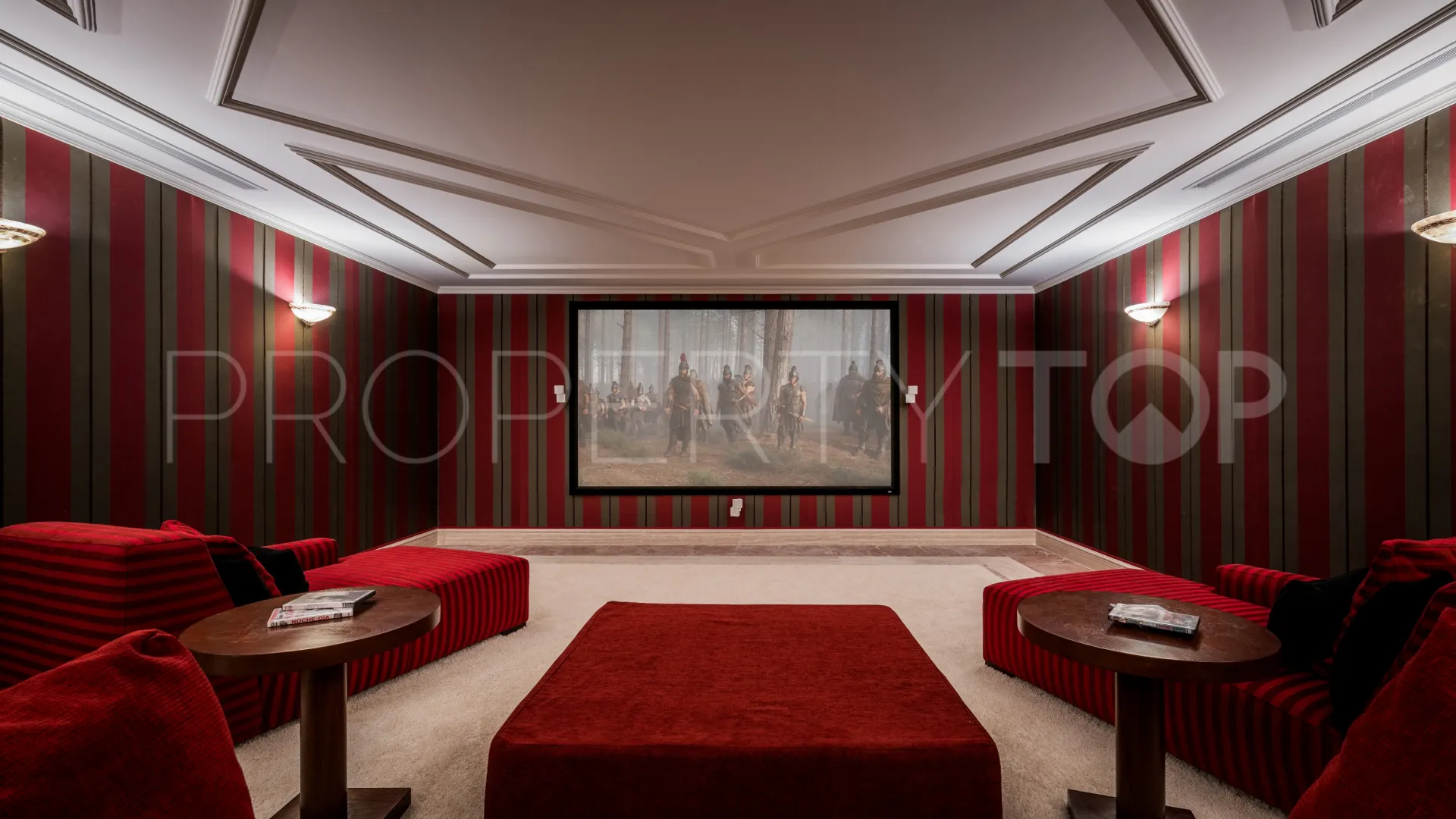 Buy villa in Sierra Blanca with 7 bedrooms