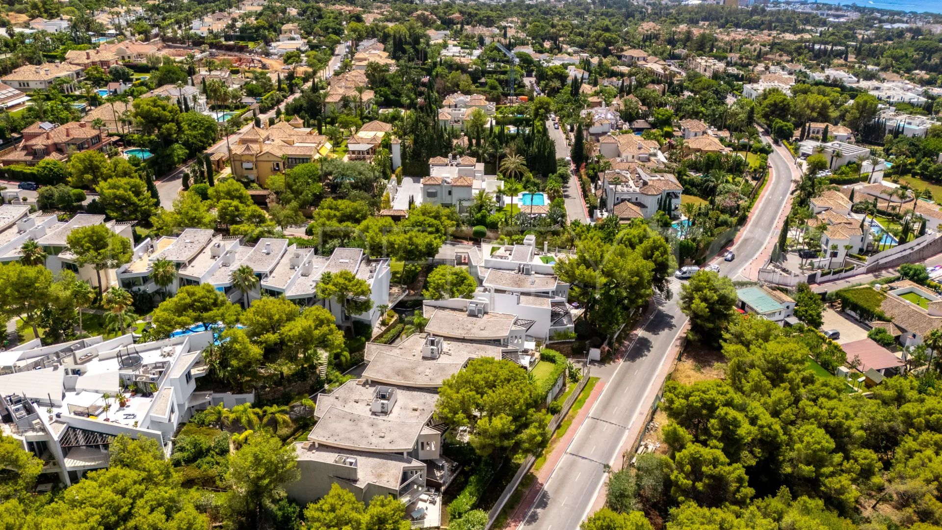 Se vende pareado de 2 dormitorios en Meisho Hills