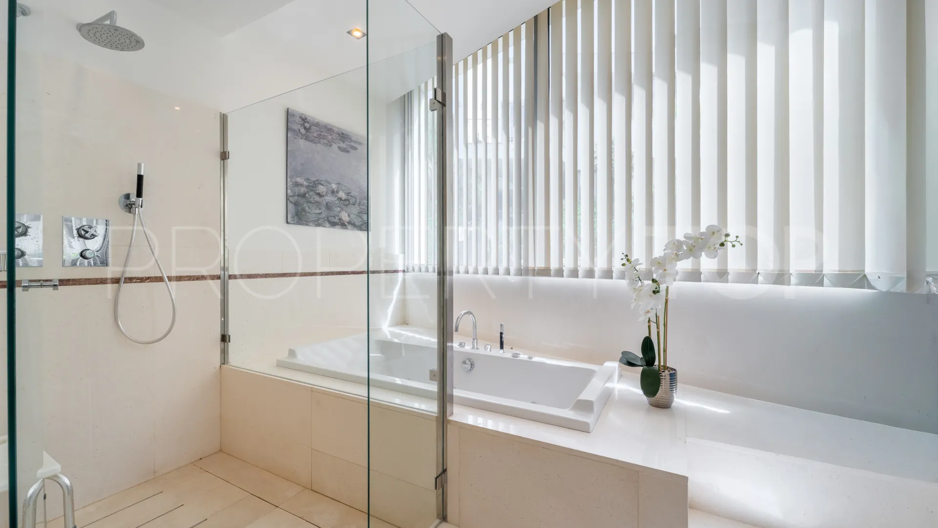 Se vende pareado de 2 dormitorios en Meisho Hills
