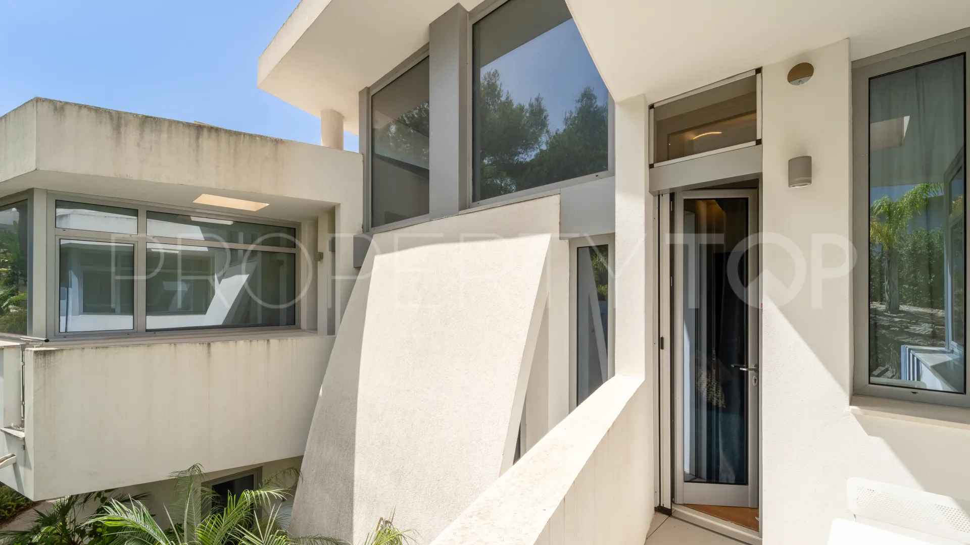 Se vende pareado de 2 dormitorios en Meisho Hills