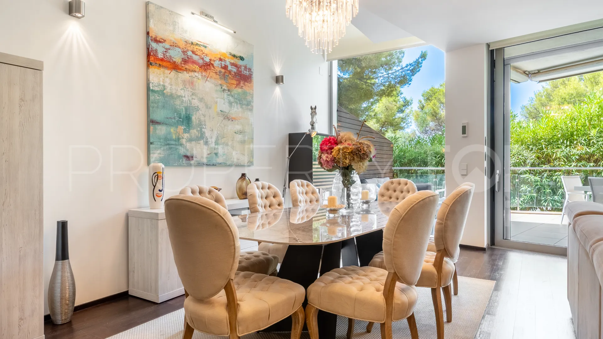 Se vende pareado de 2 dormitorios en Meisho Hills