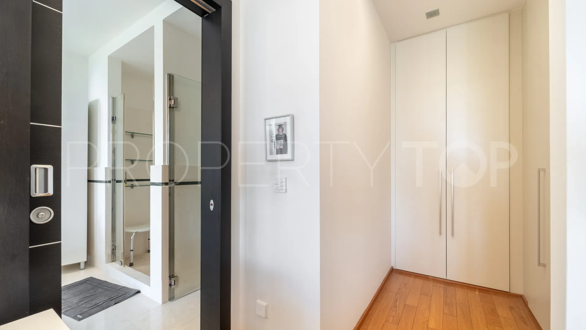 Se vende pareado de 2 dormitorios en Meisho Hills