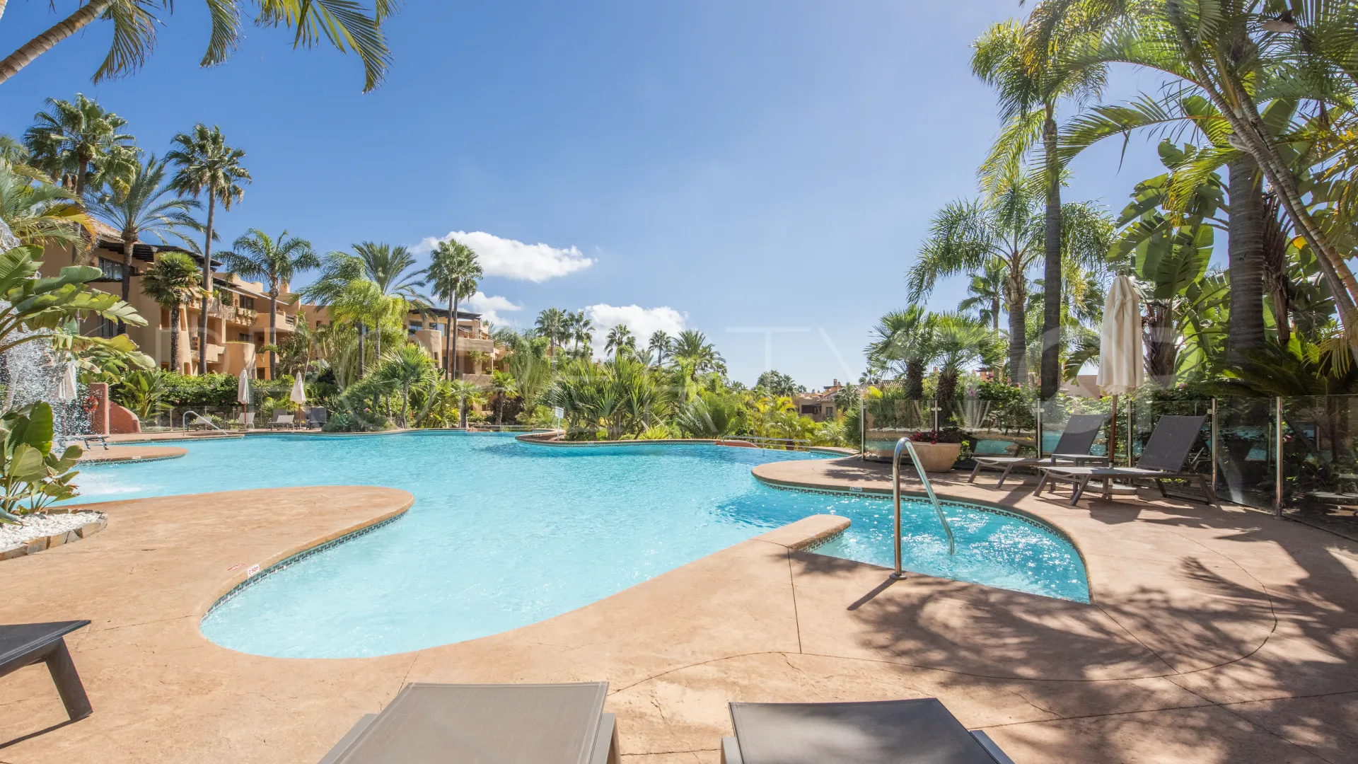 Mansion Club, apartamento planta baja de 2 dormitorios en venta
