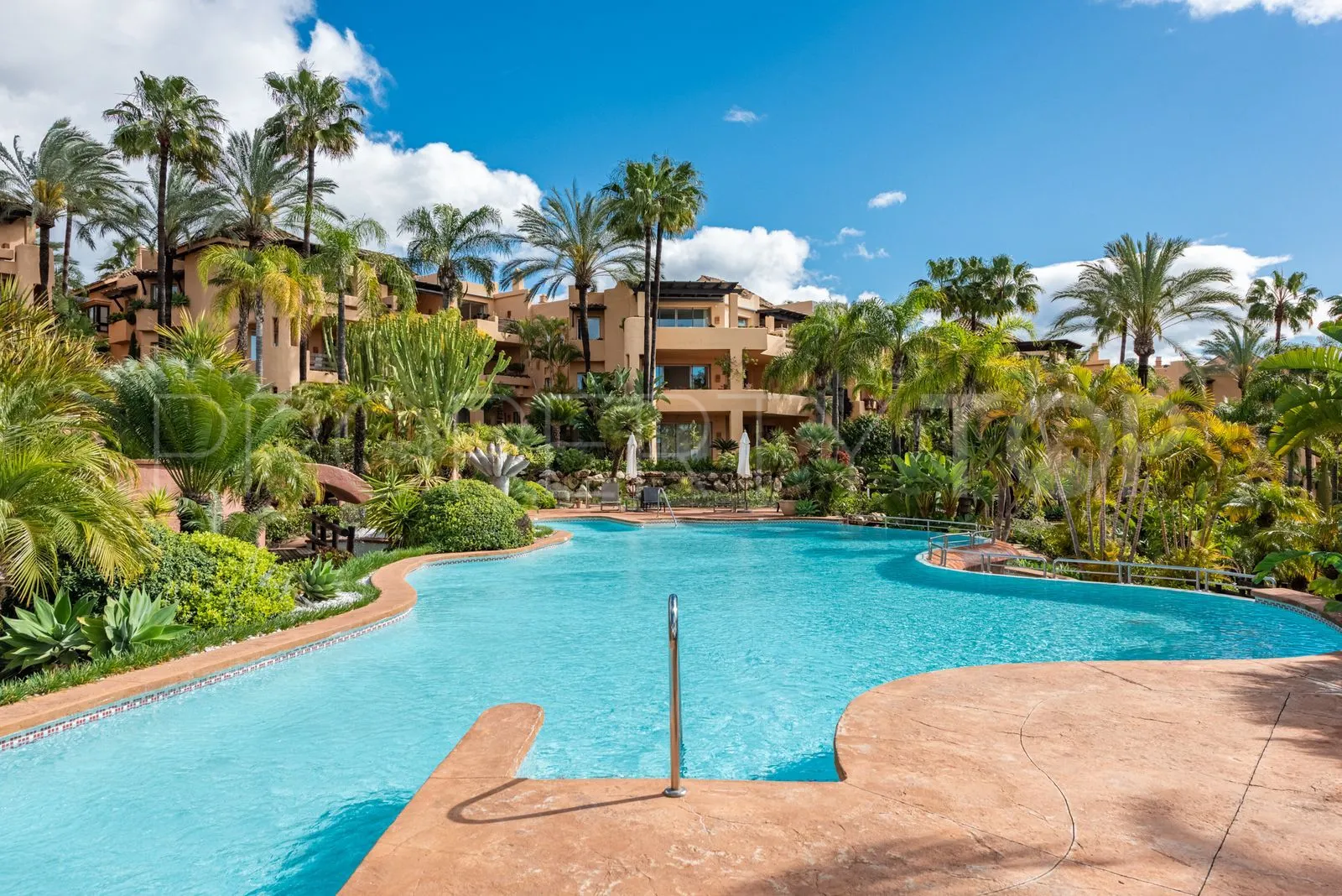 Mansion Club, apartamento planta baja de 2 dormitorios en venta