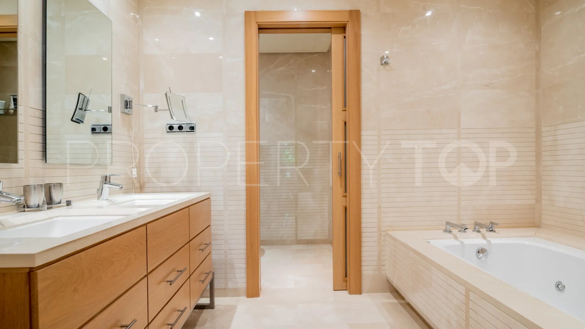 Mansion Club, apartamento planta baja de 2 dormitorios en venta