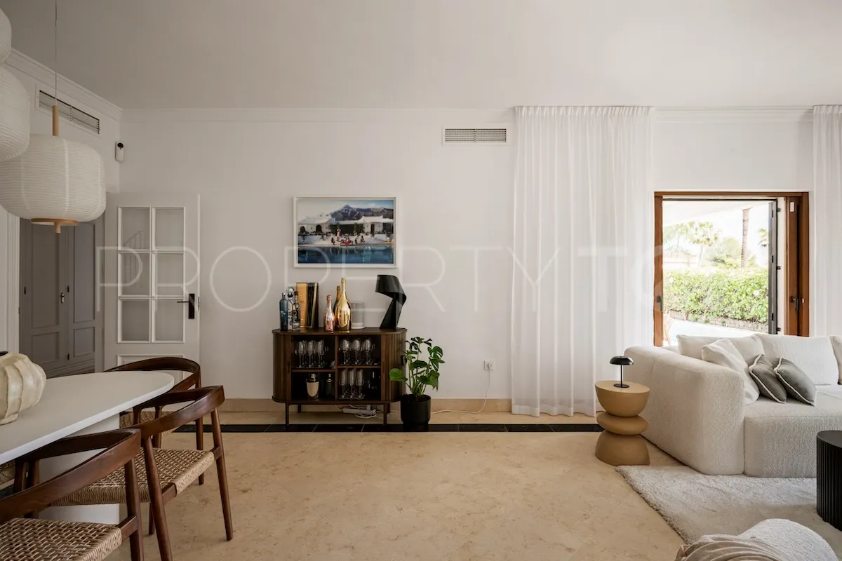 Villa a la venta en Rocio de Nagüeles con 5 dormitorios