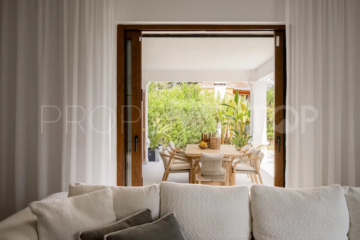 Villa a la venta en Rocio de Nagüeles con 5 dormitorios