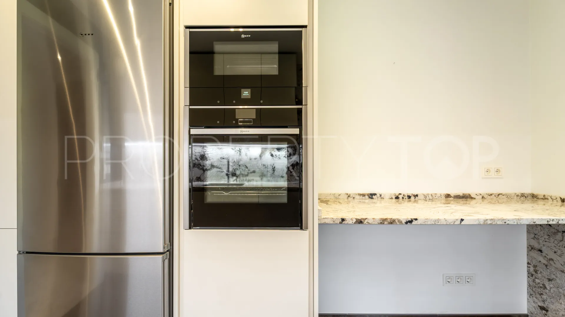 Apartamento en venta en Los Monteros Playa