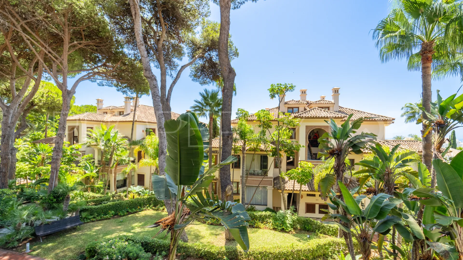 Apartamento en venta en Los Monteros Playa
