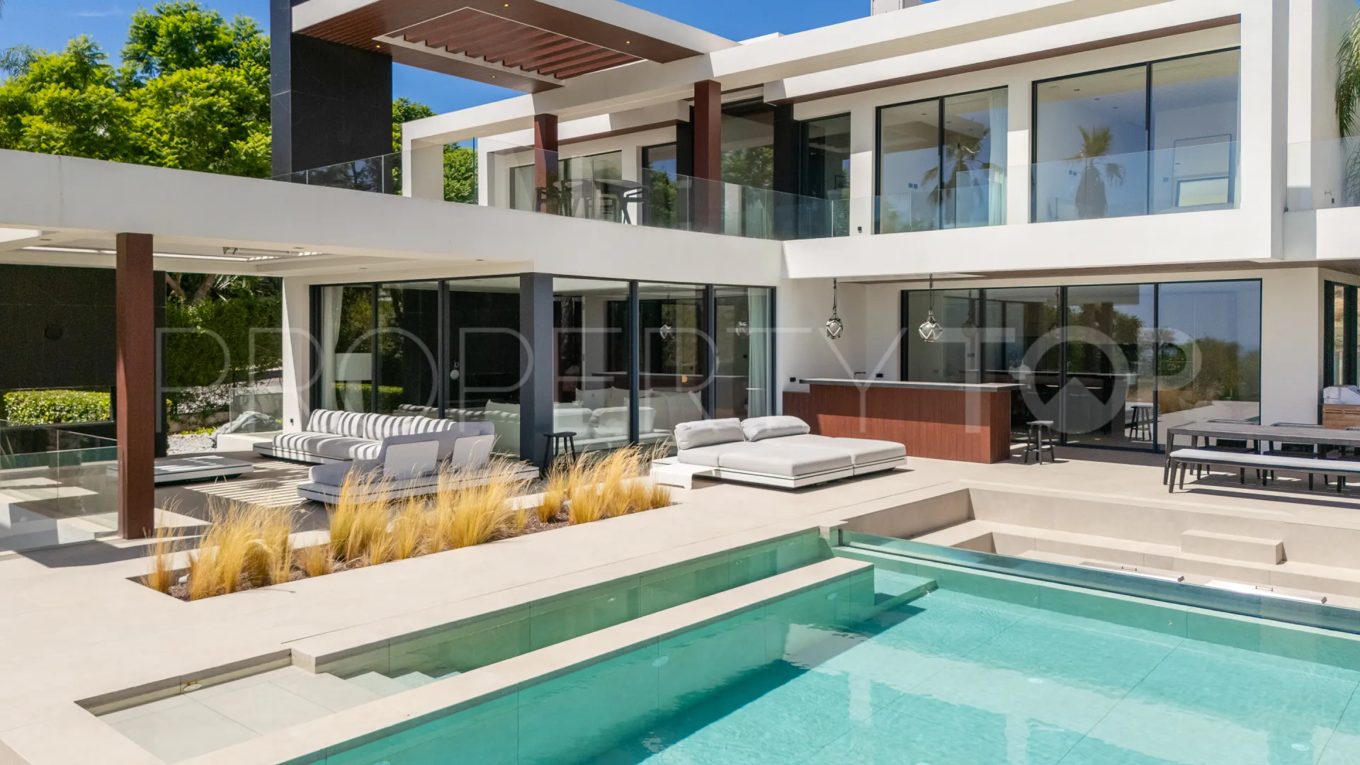 Villa en venta en Los Flamingos con 5 dormitorios