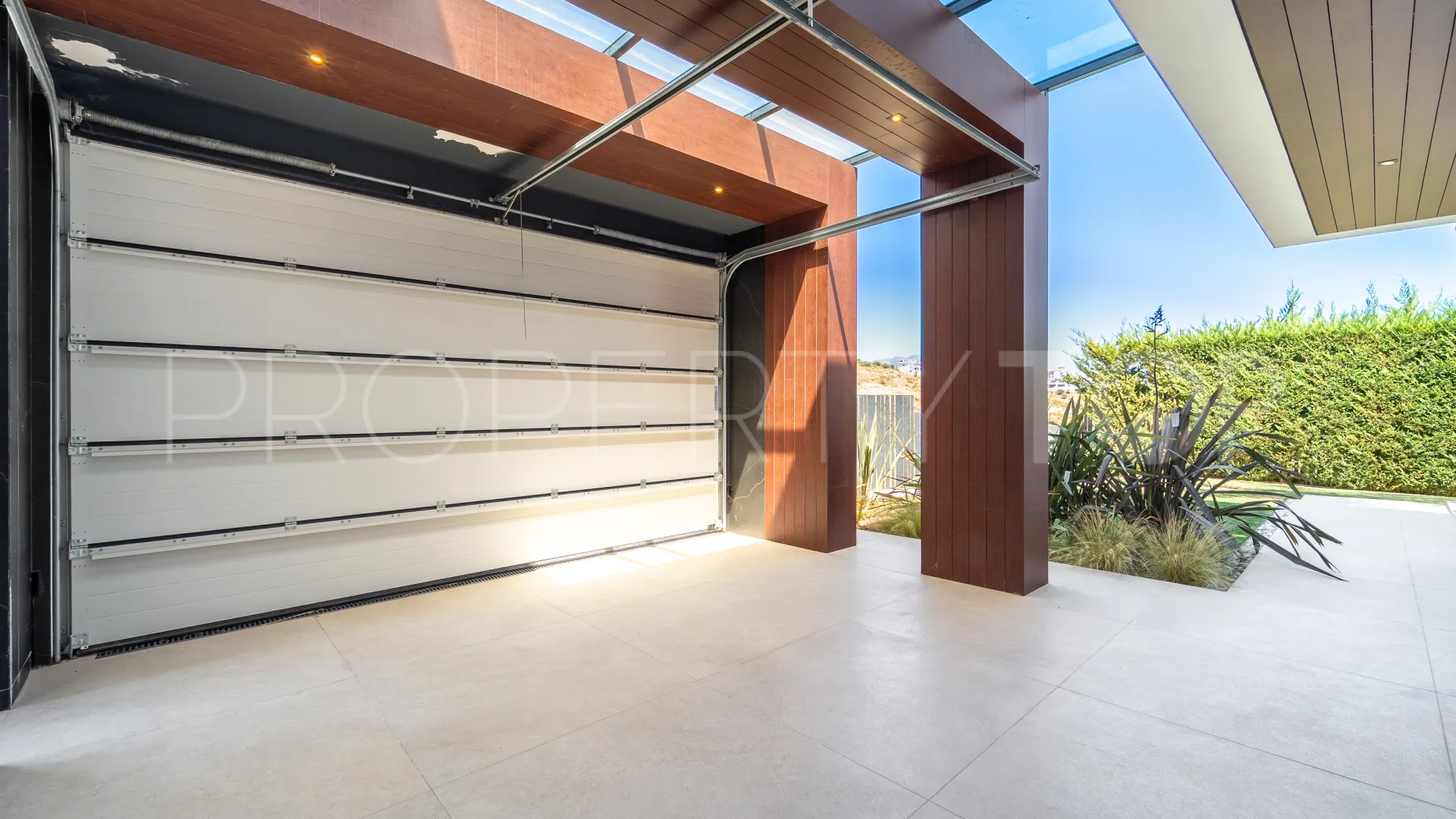 Villa en venta en Los Flamingos con 5 dormitorios