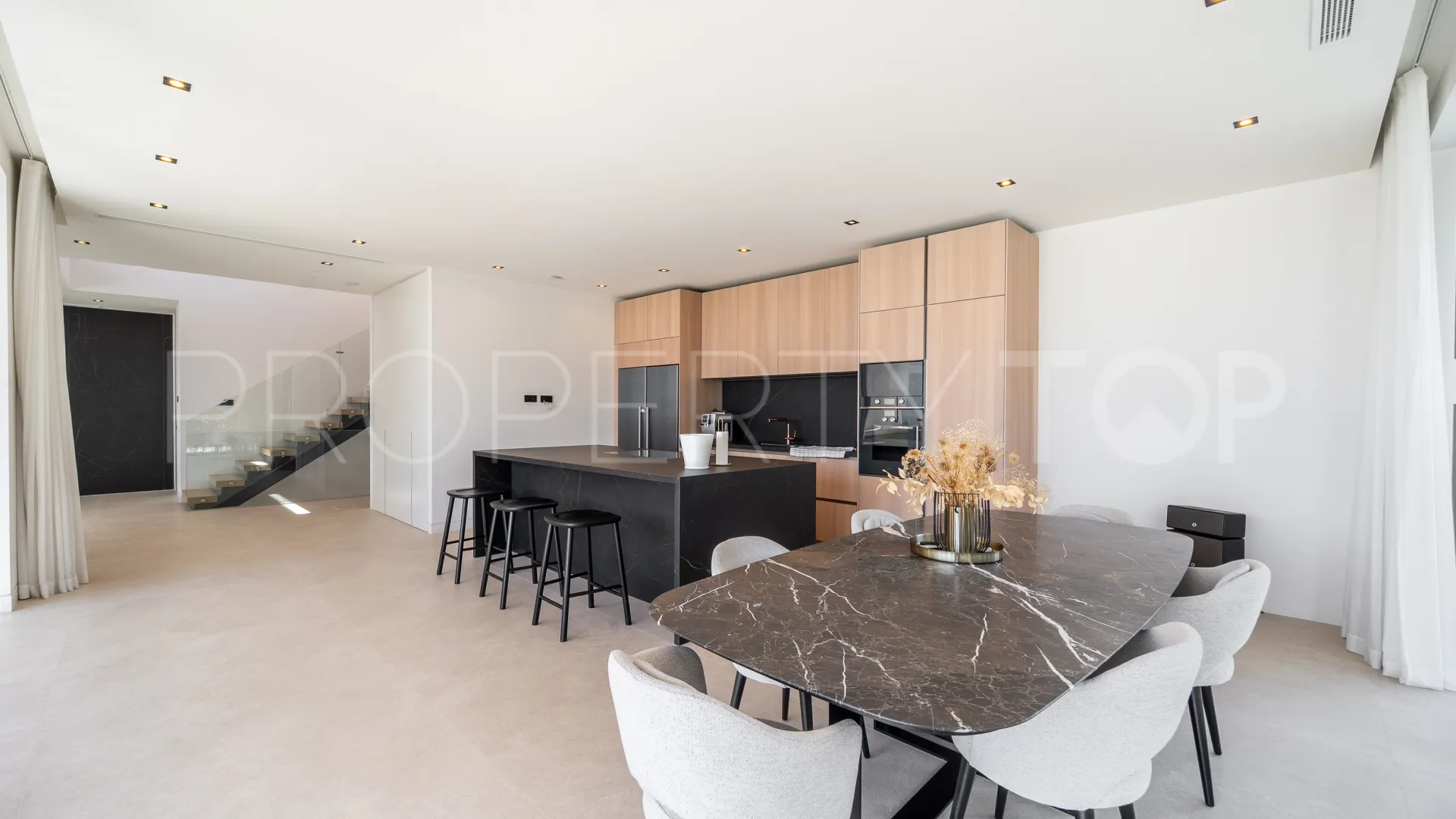 Villa en venta en Los Flamingos con 5 dormitorios