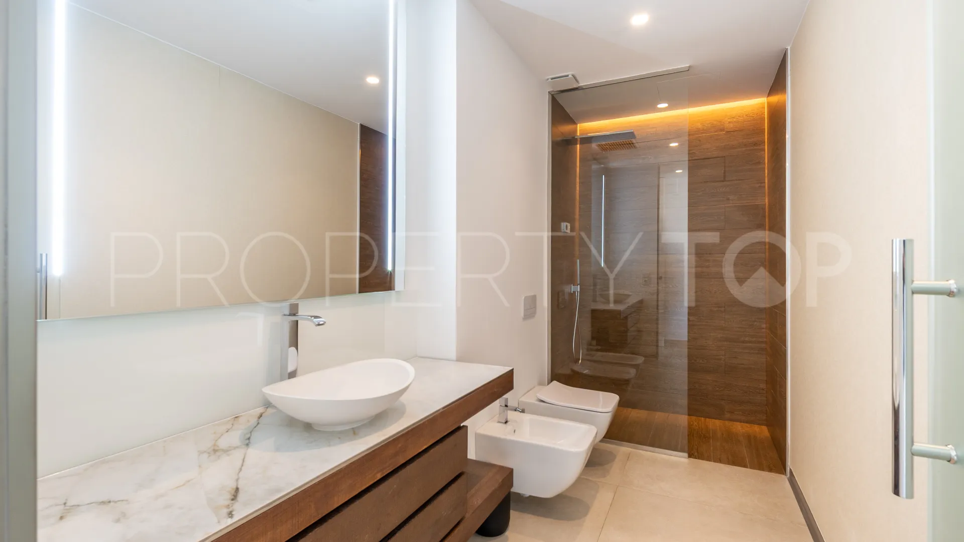 For sale villa in Belfry with 5 bedrooms