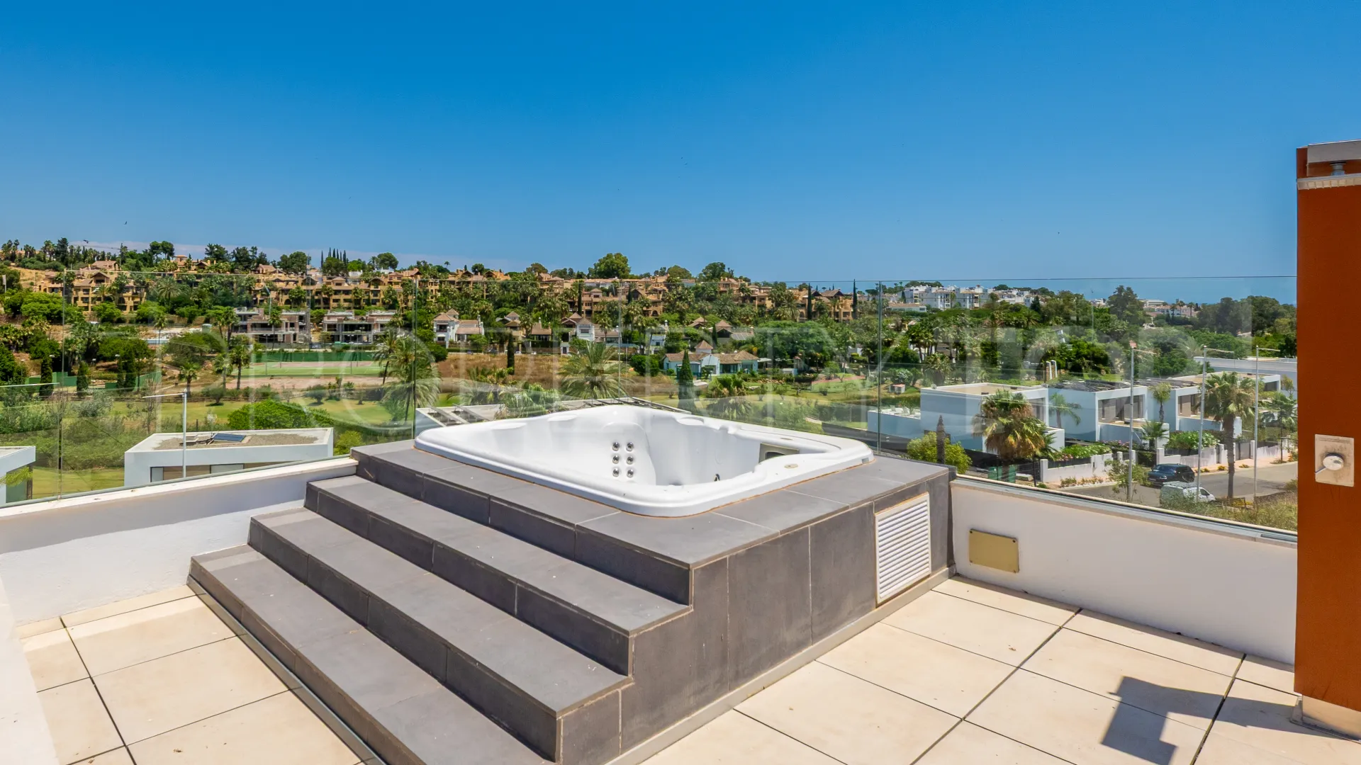 For sale villa in Belfry with 5 bedrooms
