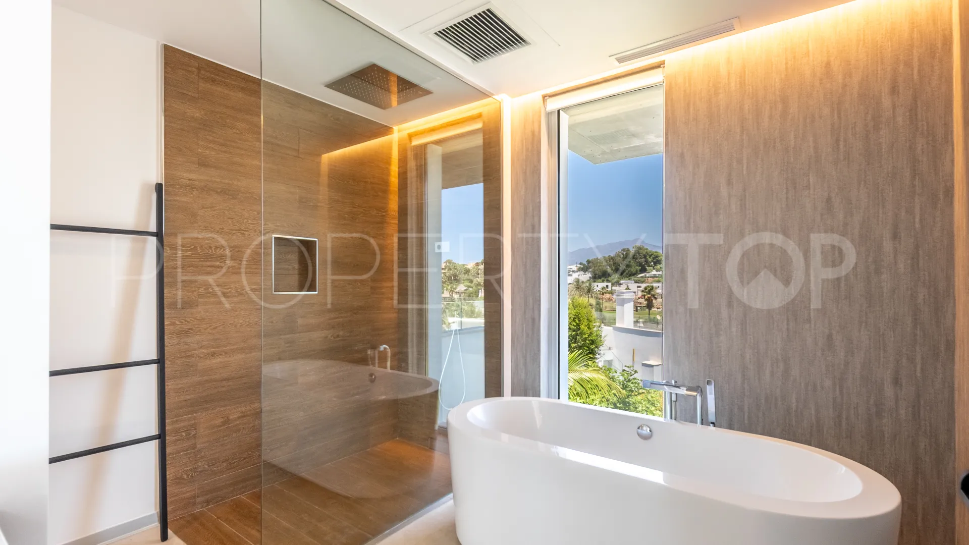 For sale villa in Belfry with 5 bedrooms