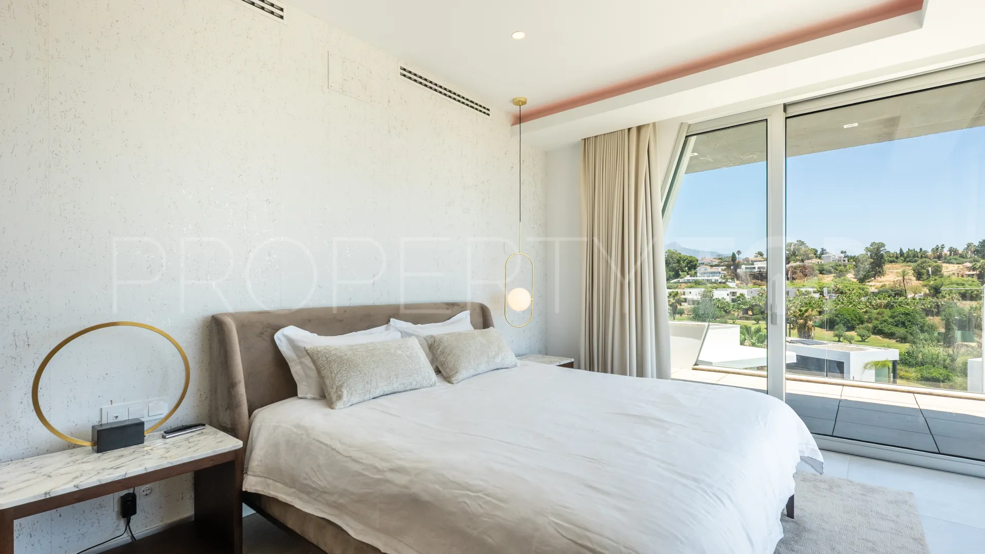 For sale villa in Belfry with 5 bedrooms
