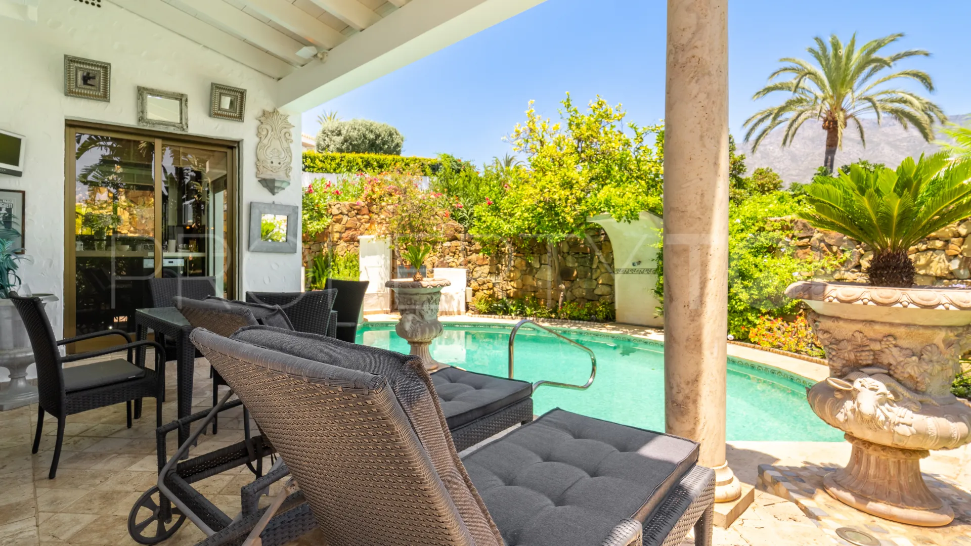 Se vende villa pareada de 3 dormitorios en Ancon Sierra