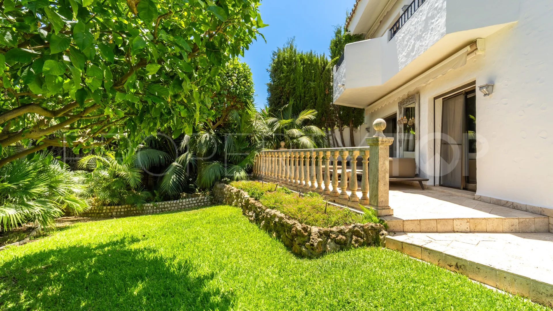 Se vende villa pareada de 3 dormitorios en Ancon Sierra