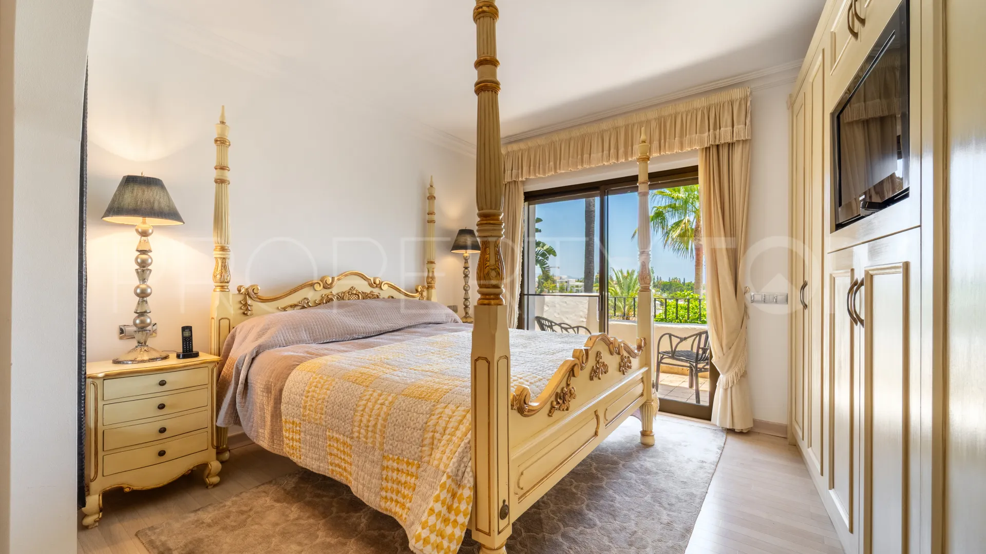 Se vende villa pareada de 3 dormitorios en Ancon Sierra