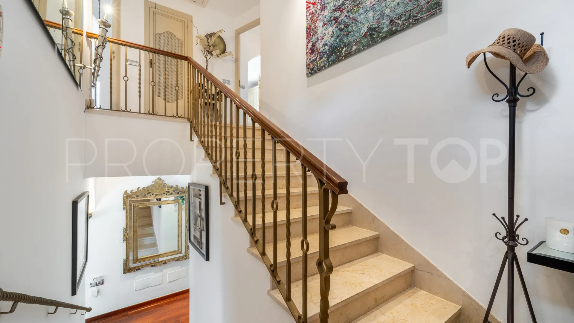 Se vende villa pareada de 3 dormitorios en Ancon Sierra